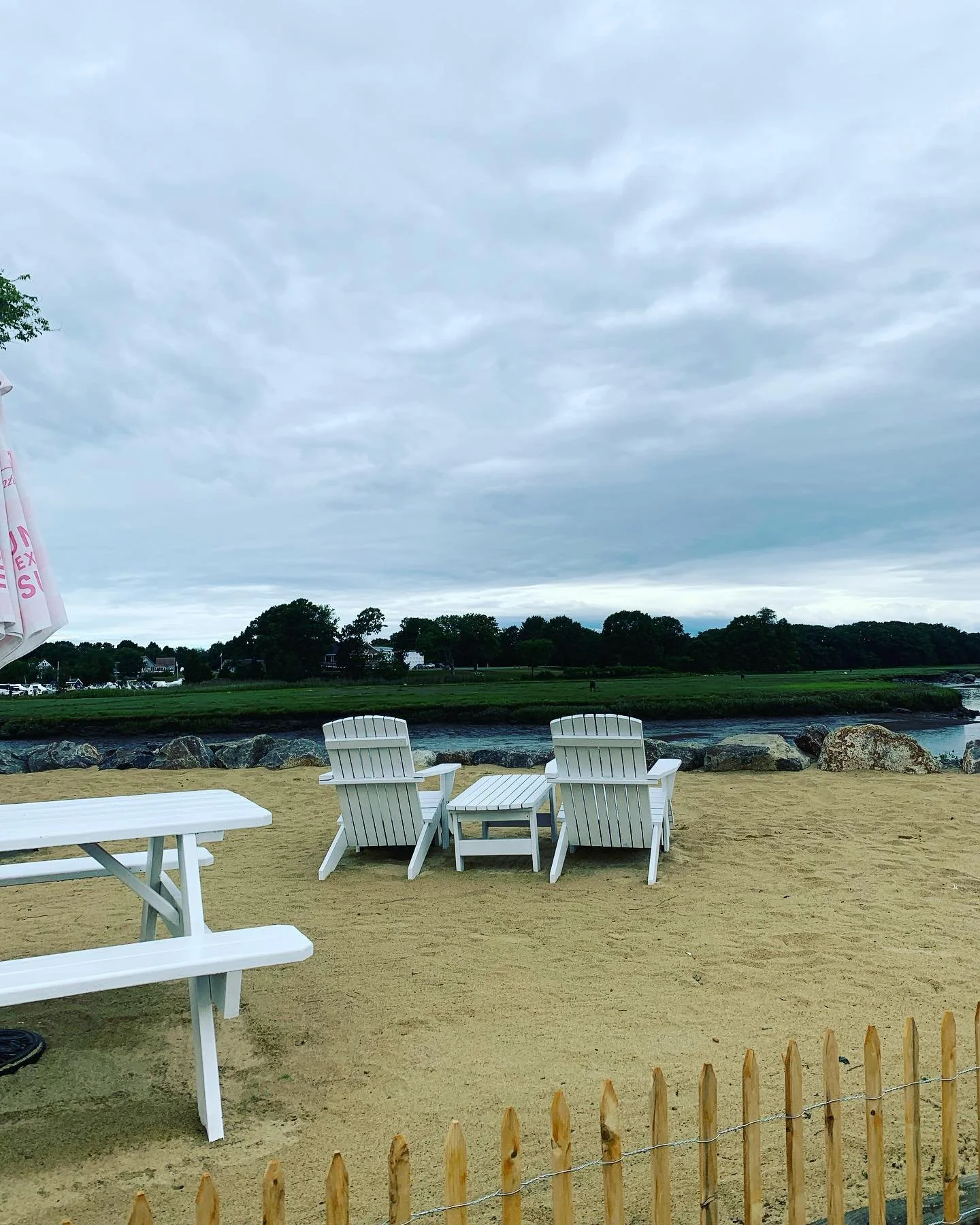 Check out Sheas Riverside Inn &amp; Motel in Essex!