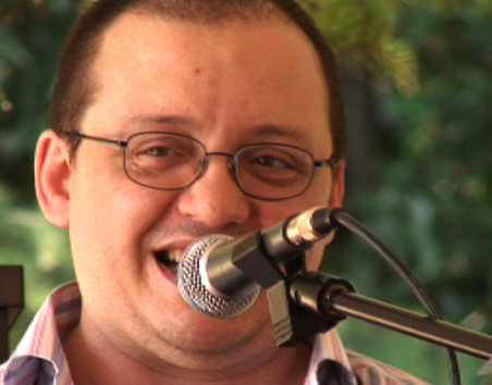 Adriano Liloni saluta i convenuti