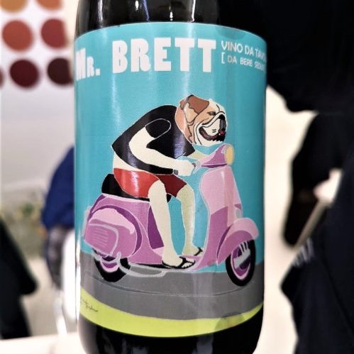 A-Live-Wine-2019-Mr.-Brett-il-vino-brettato-per-intenditori-che-costa-8-euro-1-500x667.jpg