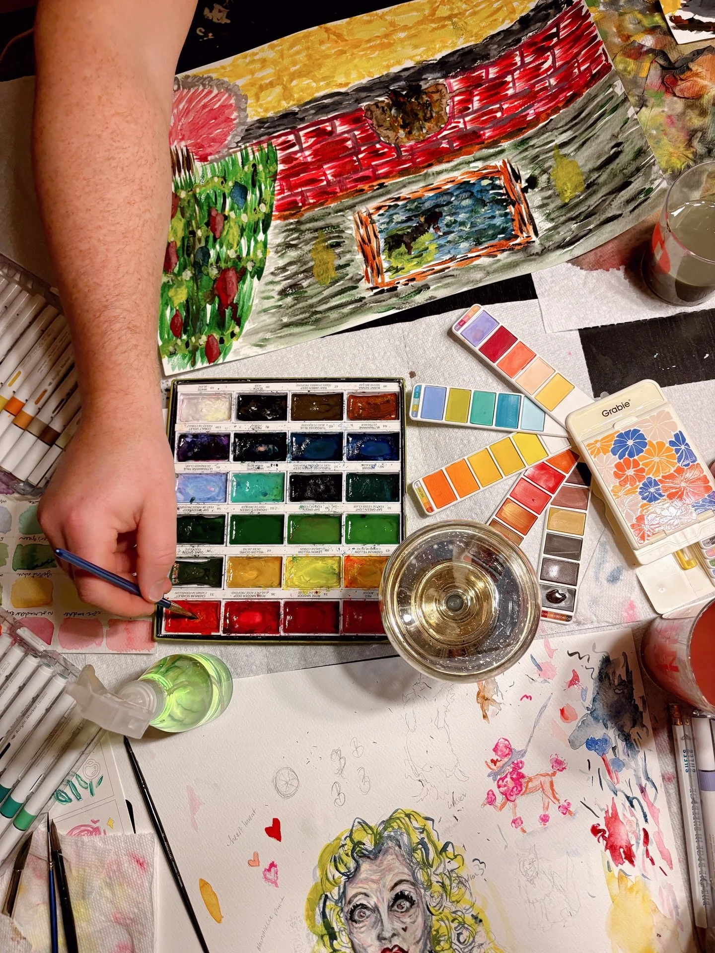 New Year&rsquo;s Eve painting night&hellip; @dmoconnor887 chooses a wholesome Christmas tableau, while I went with more of a menacing Baby Jane Hudson theme ✨💄