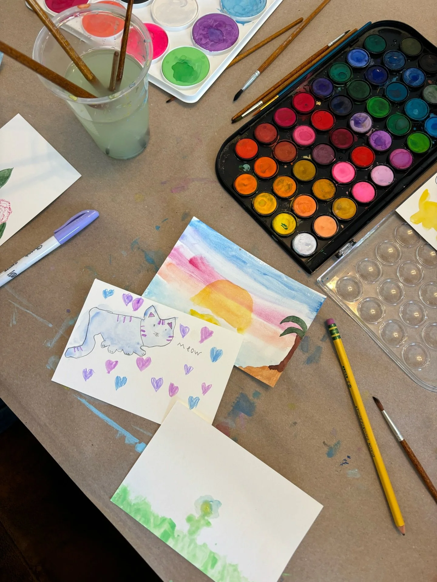 Thank you to everyone who came to the beautiful @willow__harlow today for a painting lesson! 🙏🏼✨🎨💐 @portjefftogether  @nicolecardillo and special thanks to @yellowheartart for being the best ❤️🙏🏼✨💅🏼