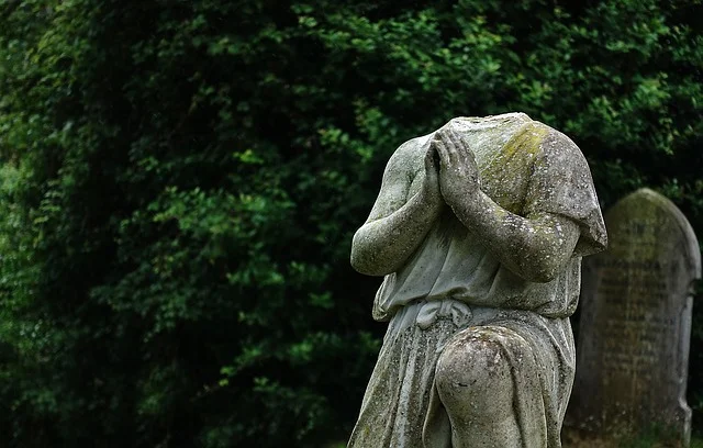 Headless Statue.jpg
