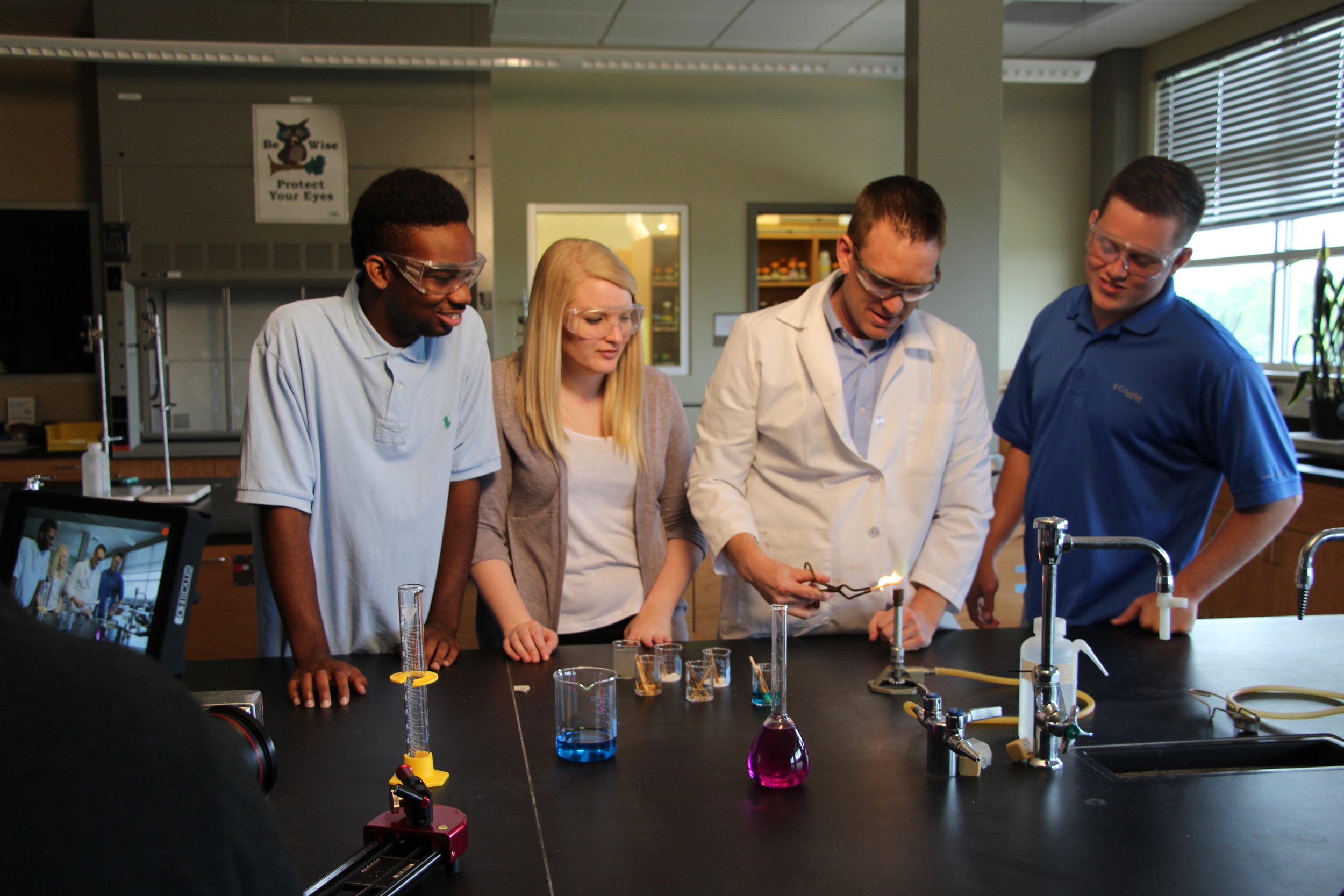 ASUB ScienceClass.JPG