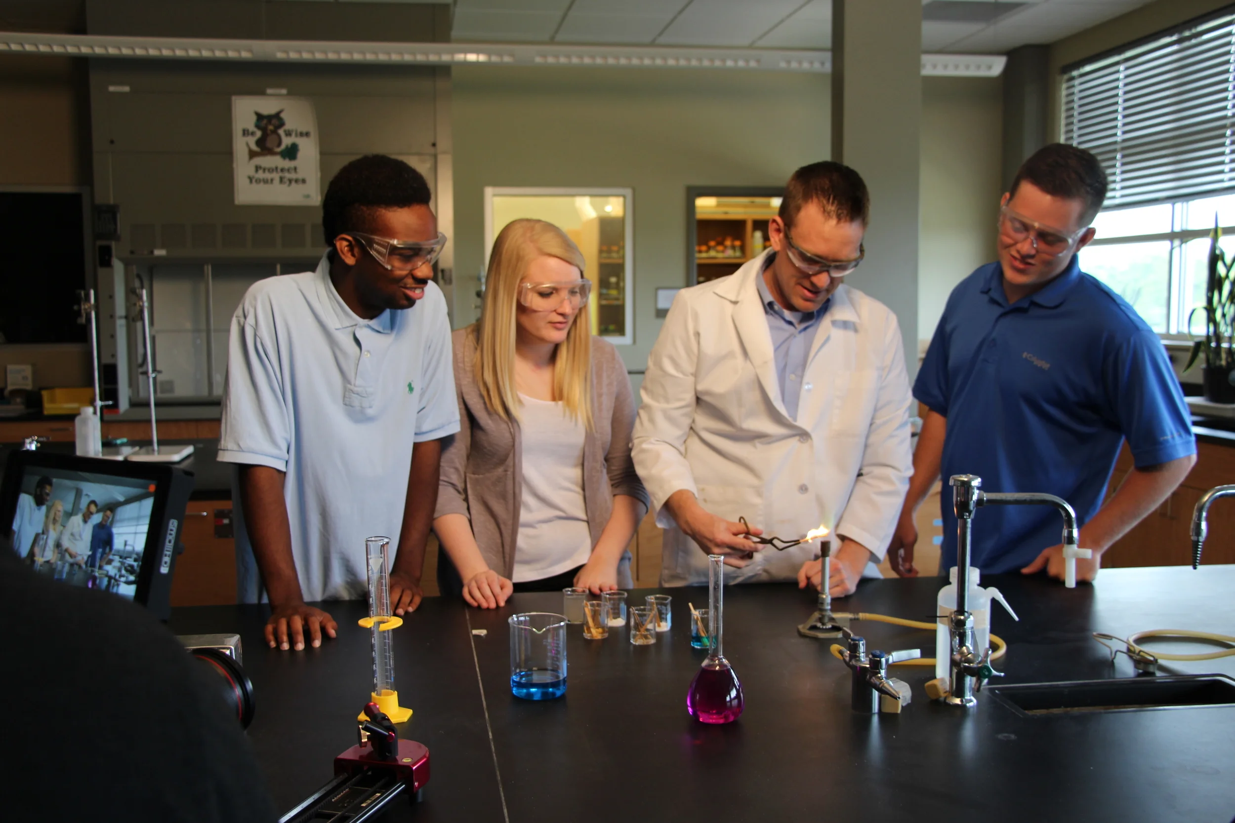 ASUB ScienceClass.JPG