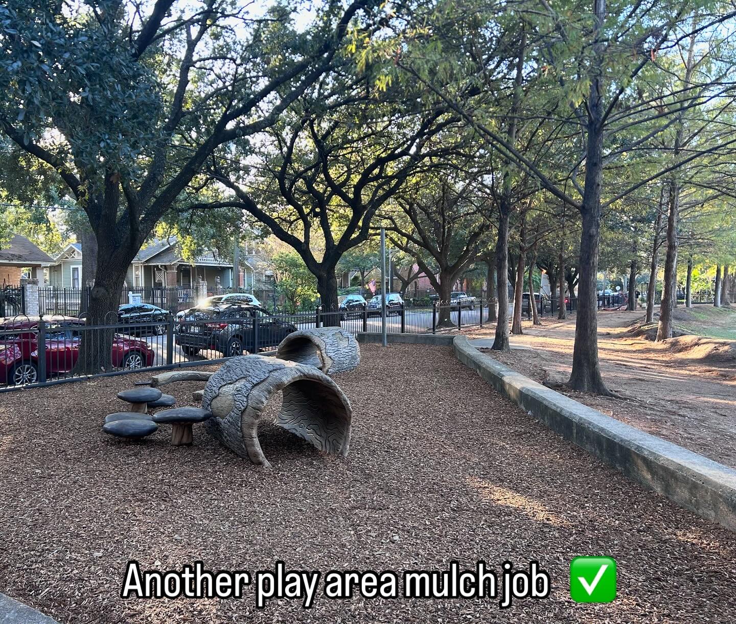 The Foundation maintains so much of the beloved playground areas at Travis. It takes a lot of resources to keep our spaces clean, safe and FUN! Thanks to all who have donated and coordinated another mulch project!