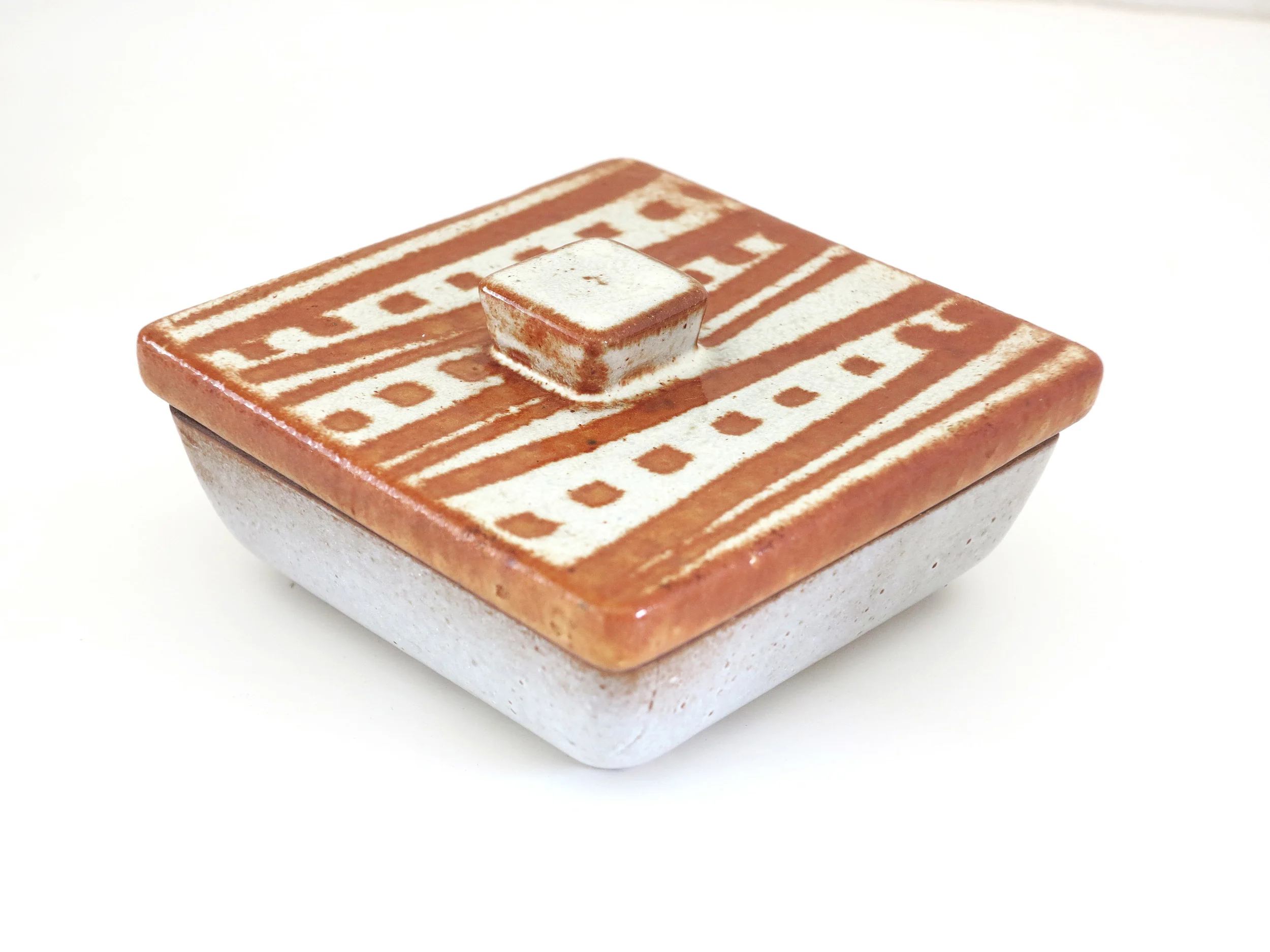c1950 Lee Rosen for Design-Technics Box. 4.75" sq.