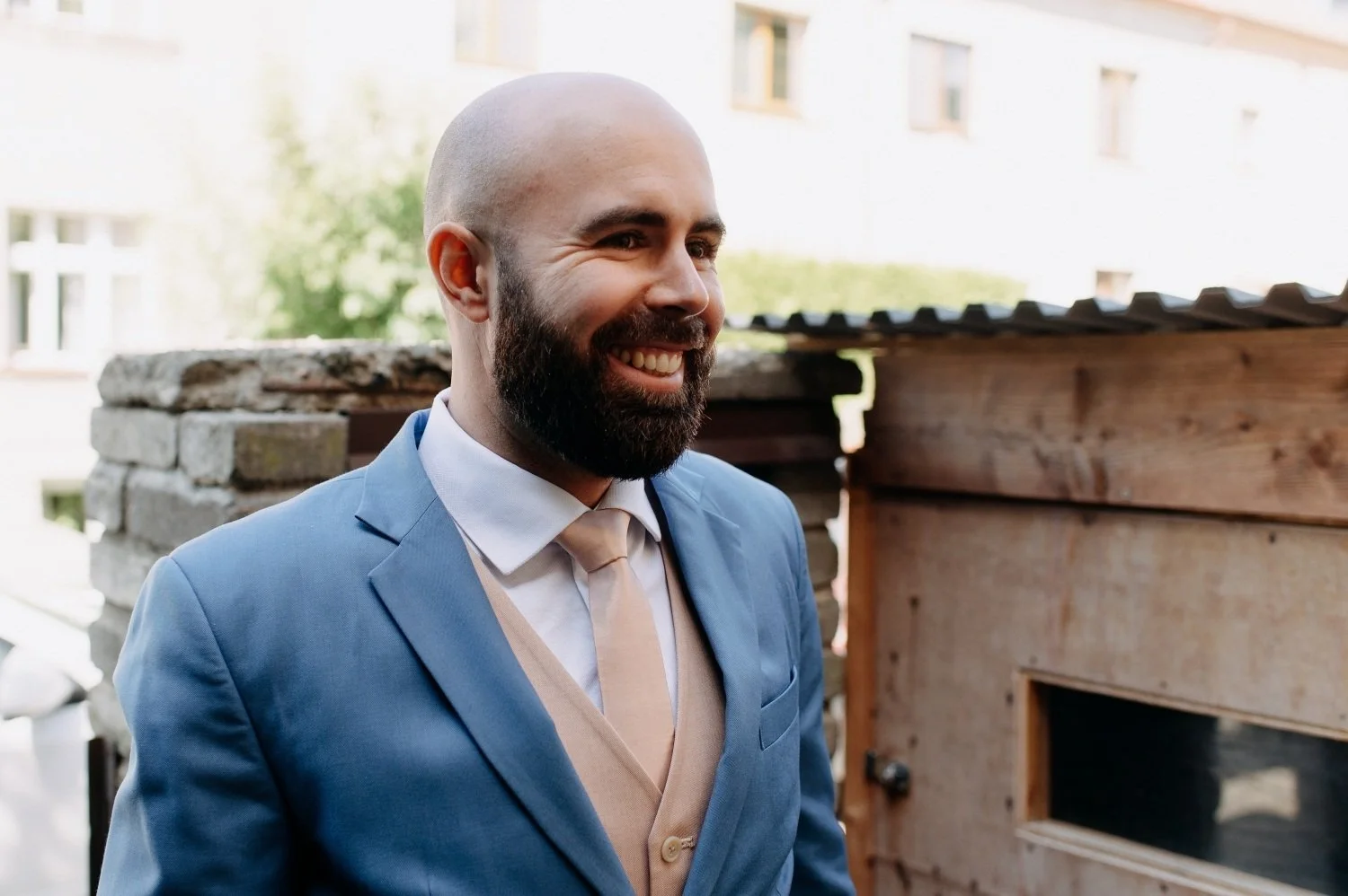 svatba_praha_leto_kostel_malina 4.jpg