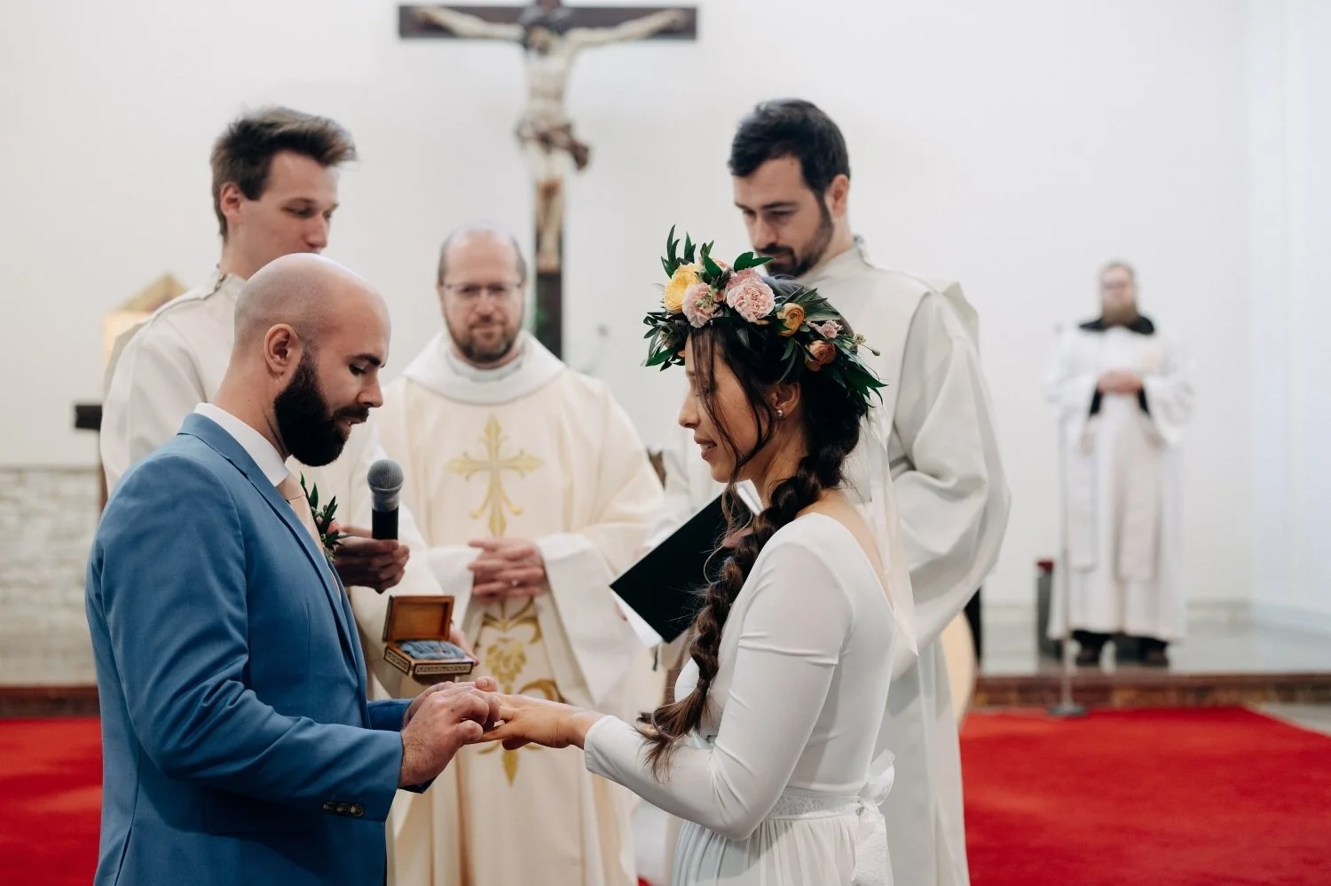 svatba_praha_leto_kostel_malina 24.jpg