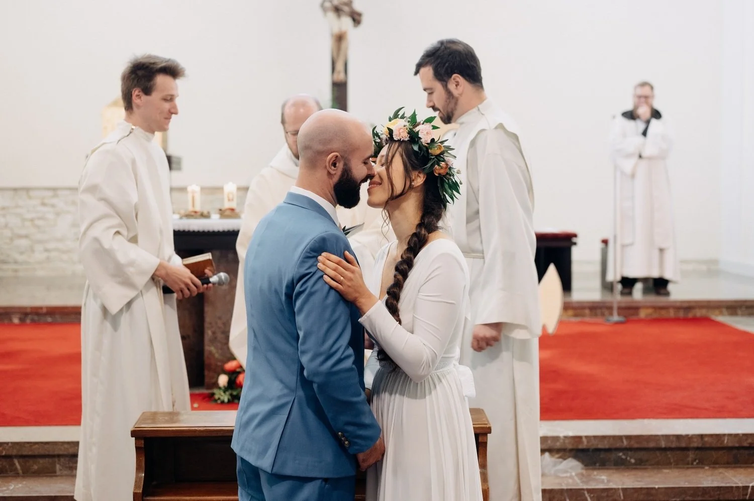 svatba_praha_leto_kostel_malina 25.jpg