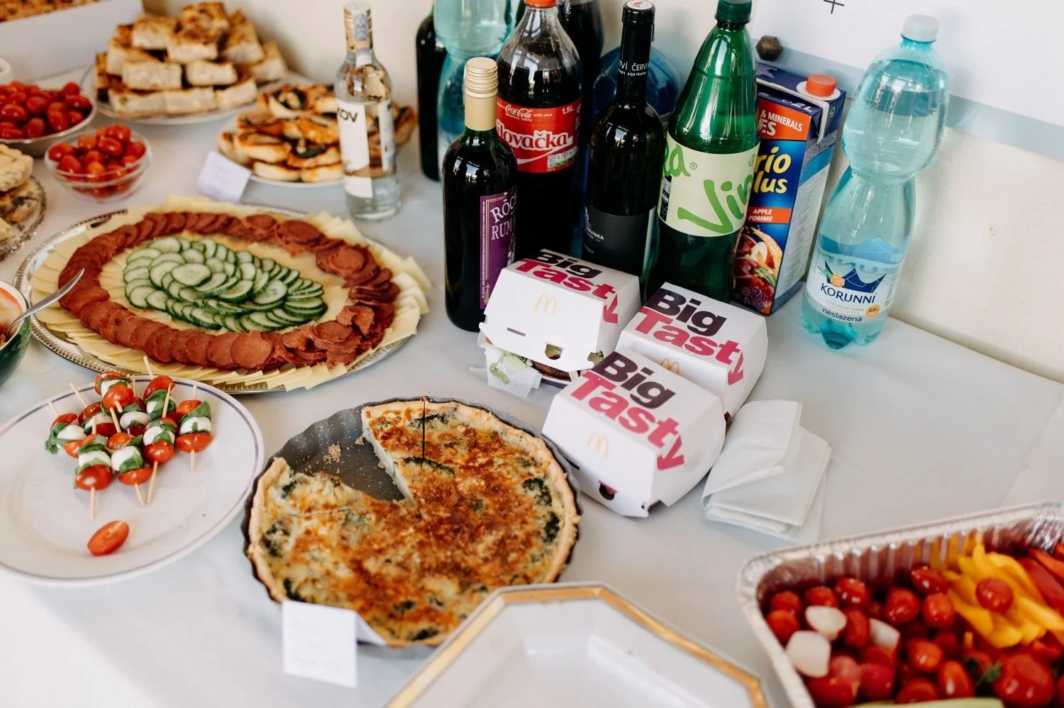 svatba_praha_leto_kostel_malina 35.jpg