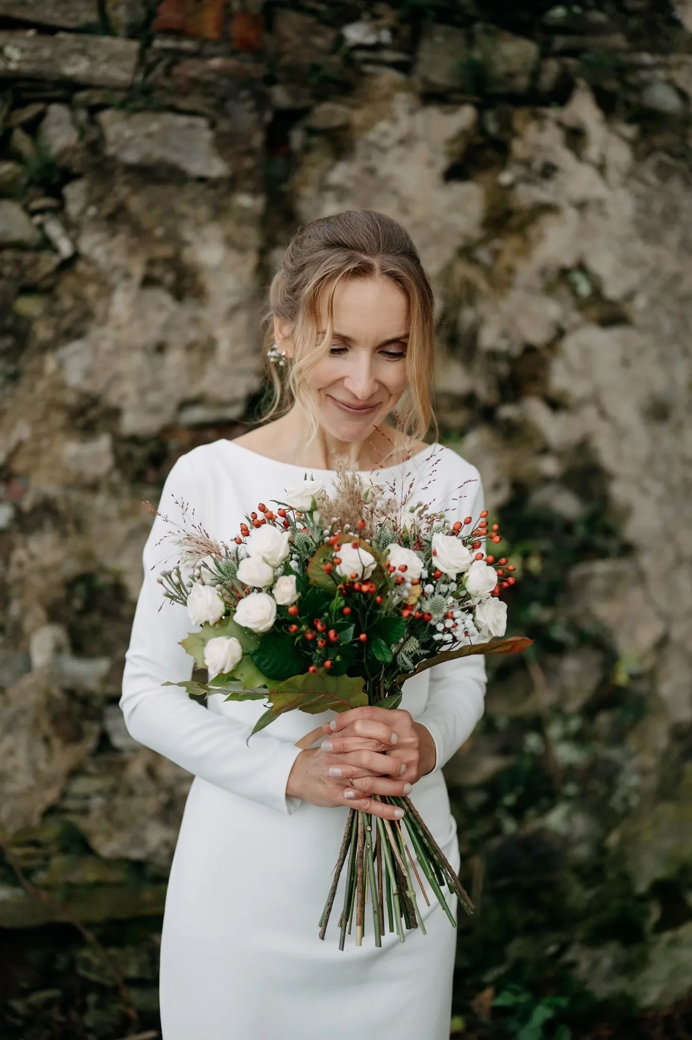 26-portret-nevesty-podzimni-kytice.webp