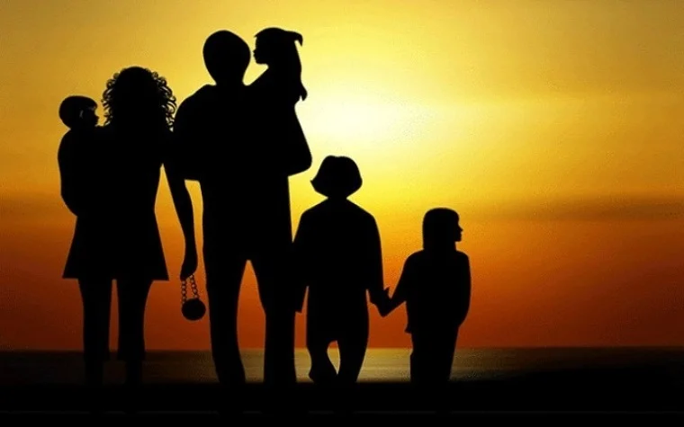strugglingfamily760.jpg