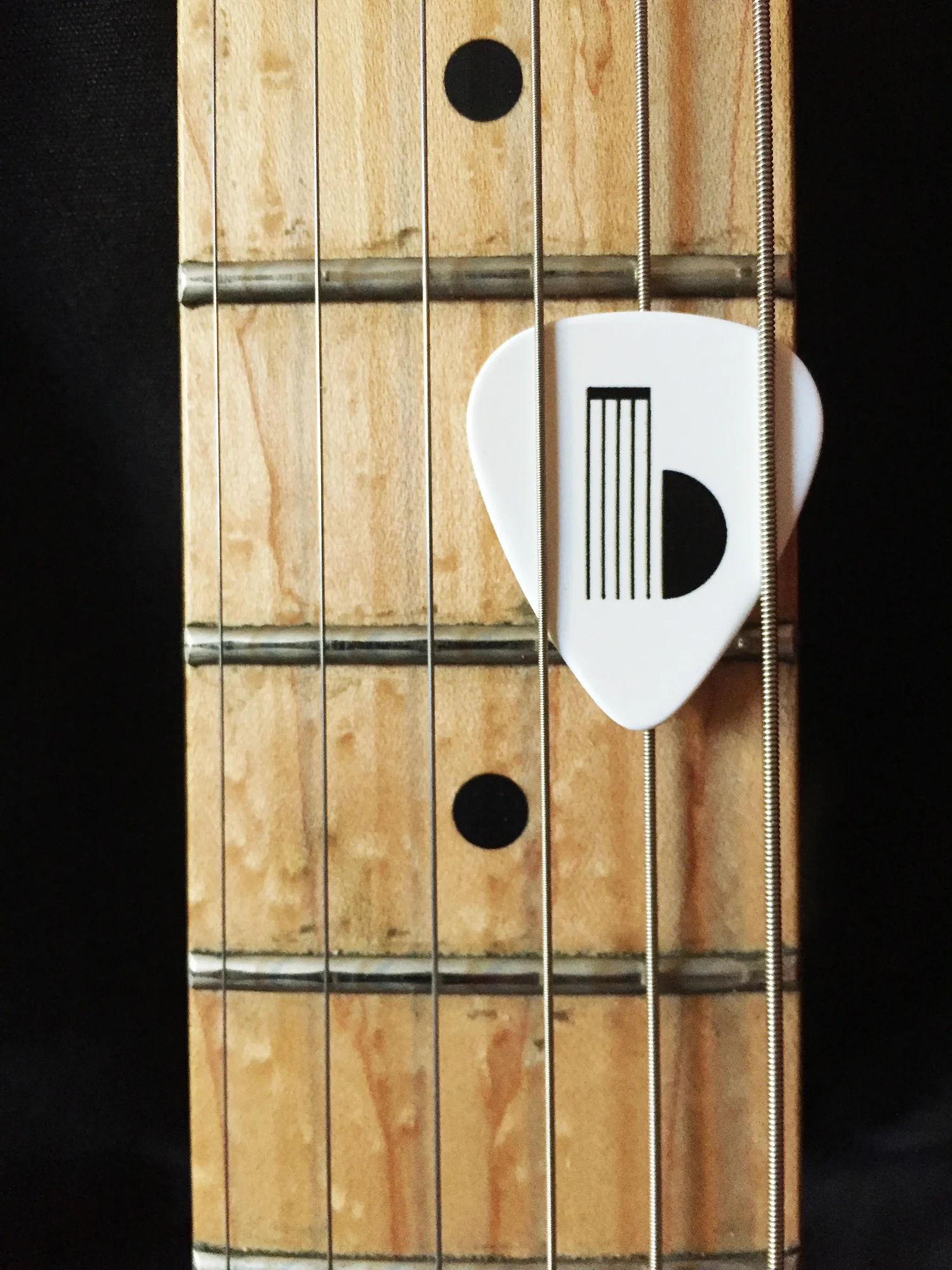 guitar.jpg