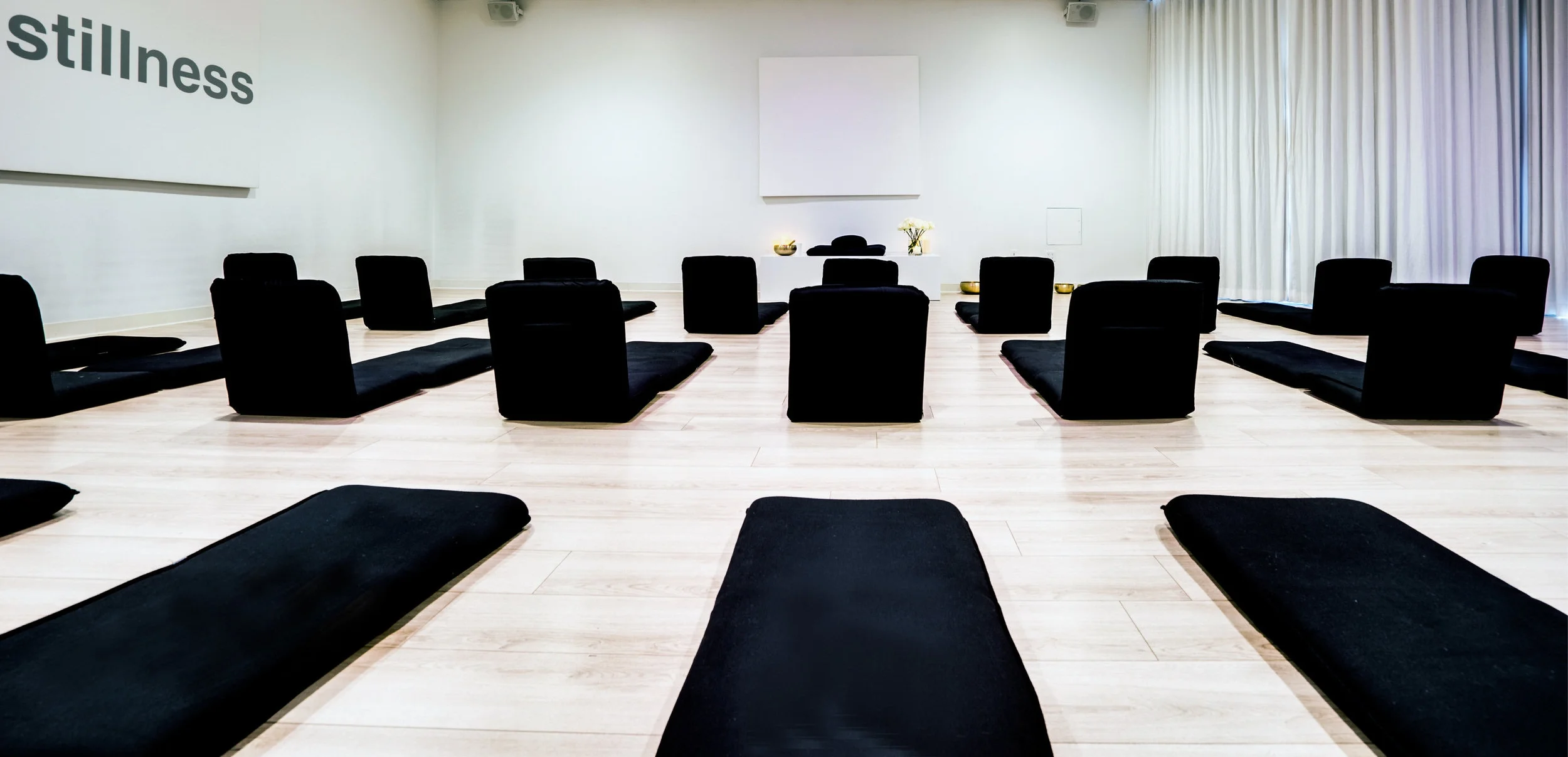 04_Unplug_Meditation_photo_by_SupremeScene.com_Robert_Packar.jpg