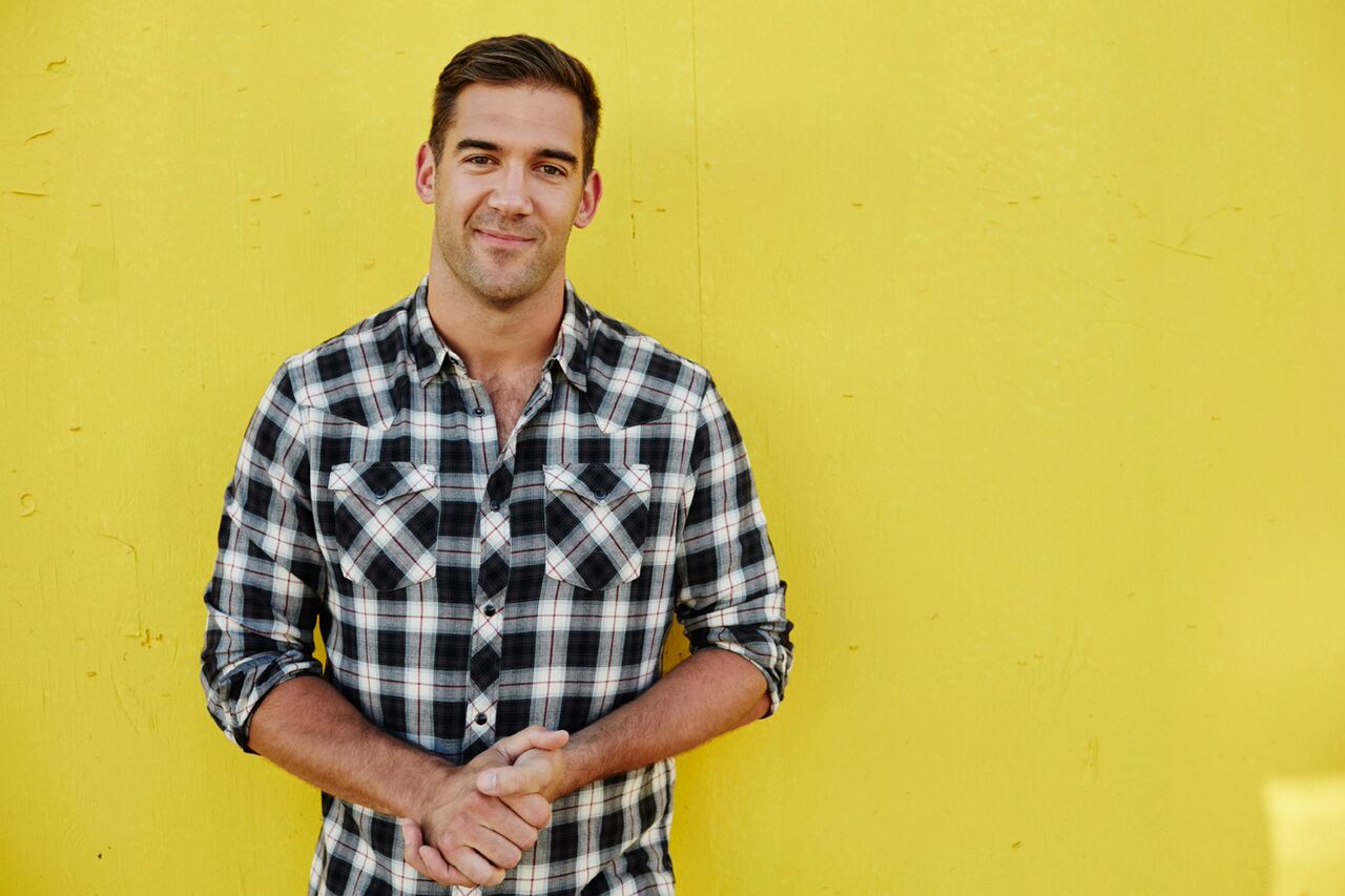 onken_150703_LewisHowes_YellowWall_080_preview.jpeg