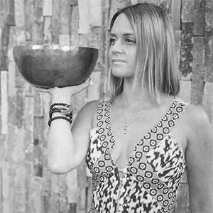 Lynda Arnold