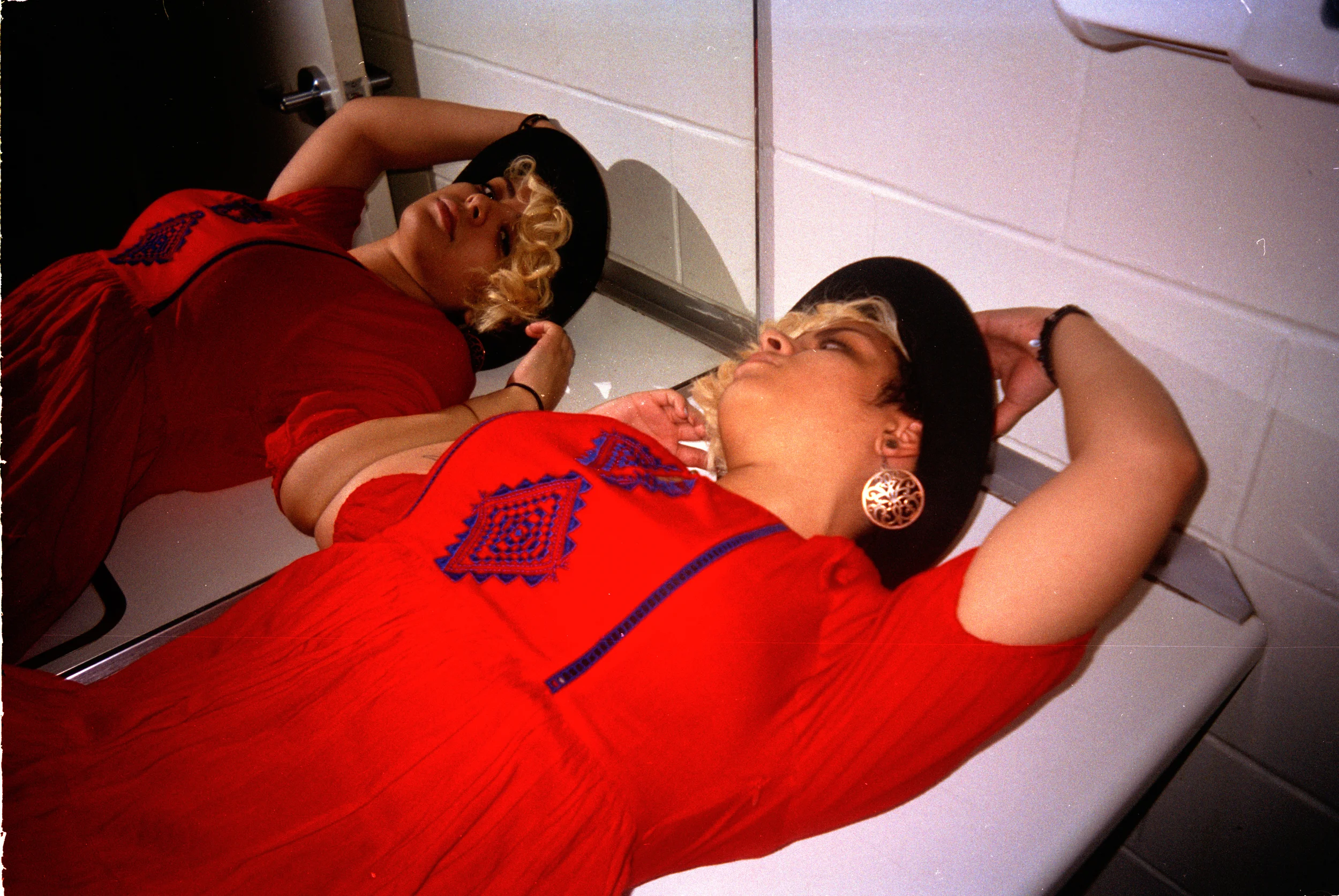 DisposableFashion (3 of 12).jpg