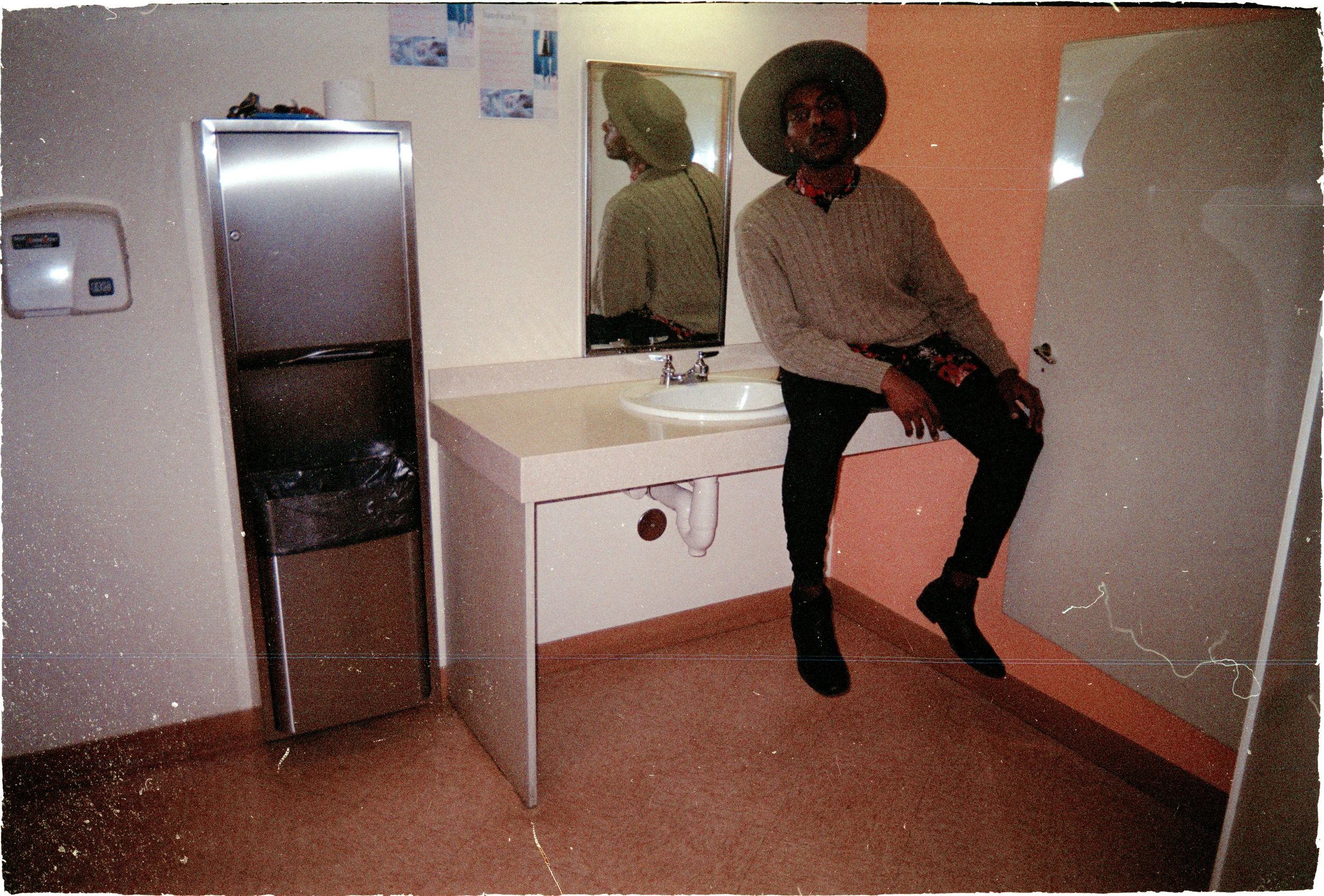 DisposableFashion (5 of 8).jpg