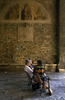 LADIES OF SIENA, ITALY