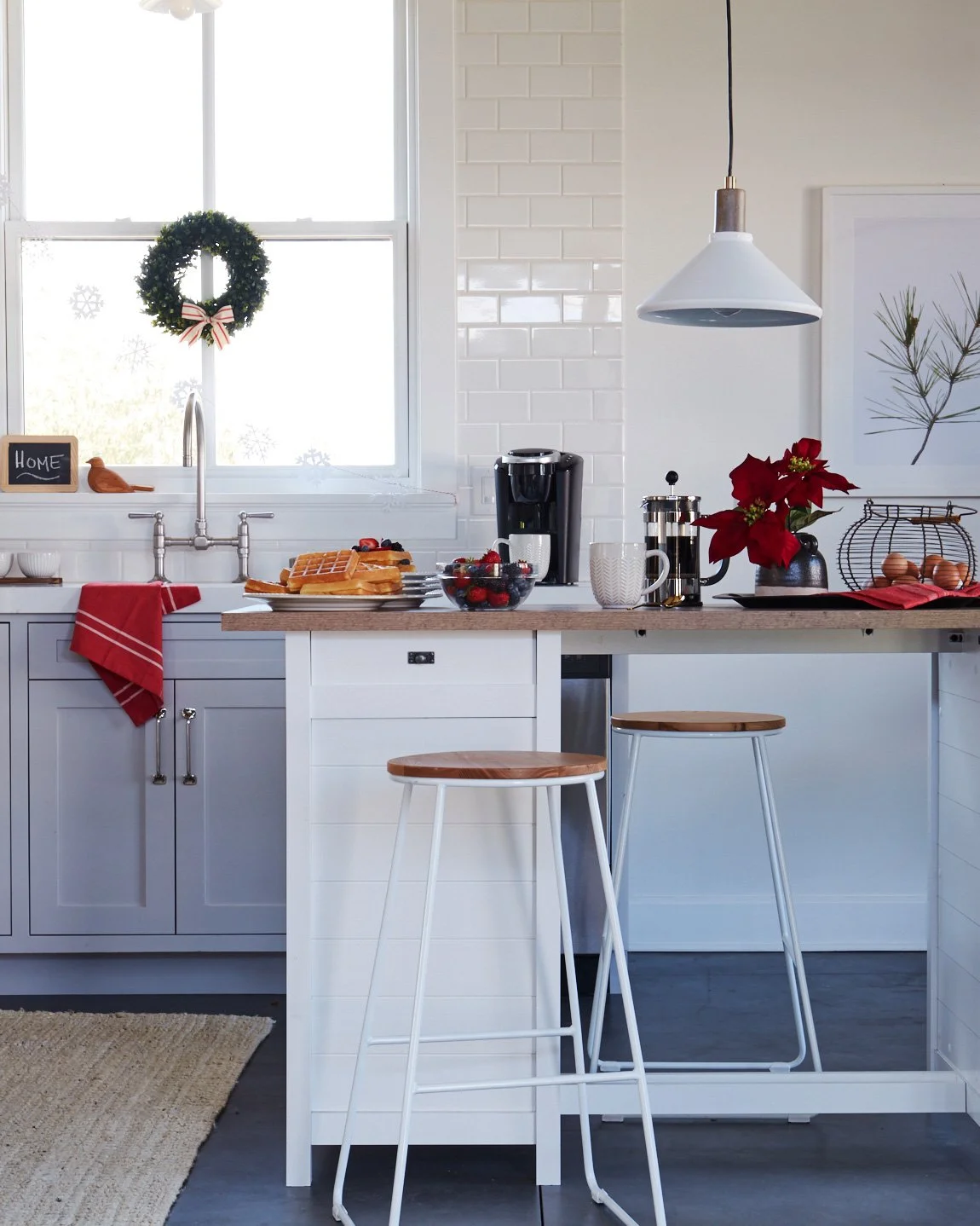 51001-Home-HolidayChristmas-NaturalNesting-Christmas-Breakfast_0380-HeroCategoryPanel.jpg