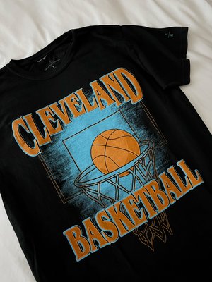 Vintage Basketball Cleveland Cavaliers T Shirt Cleveland Sports