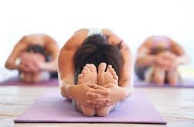 EVENING VINYASA-FLOW YOGA CLASS