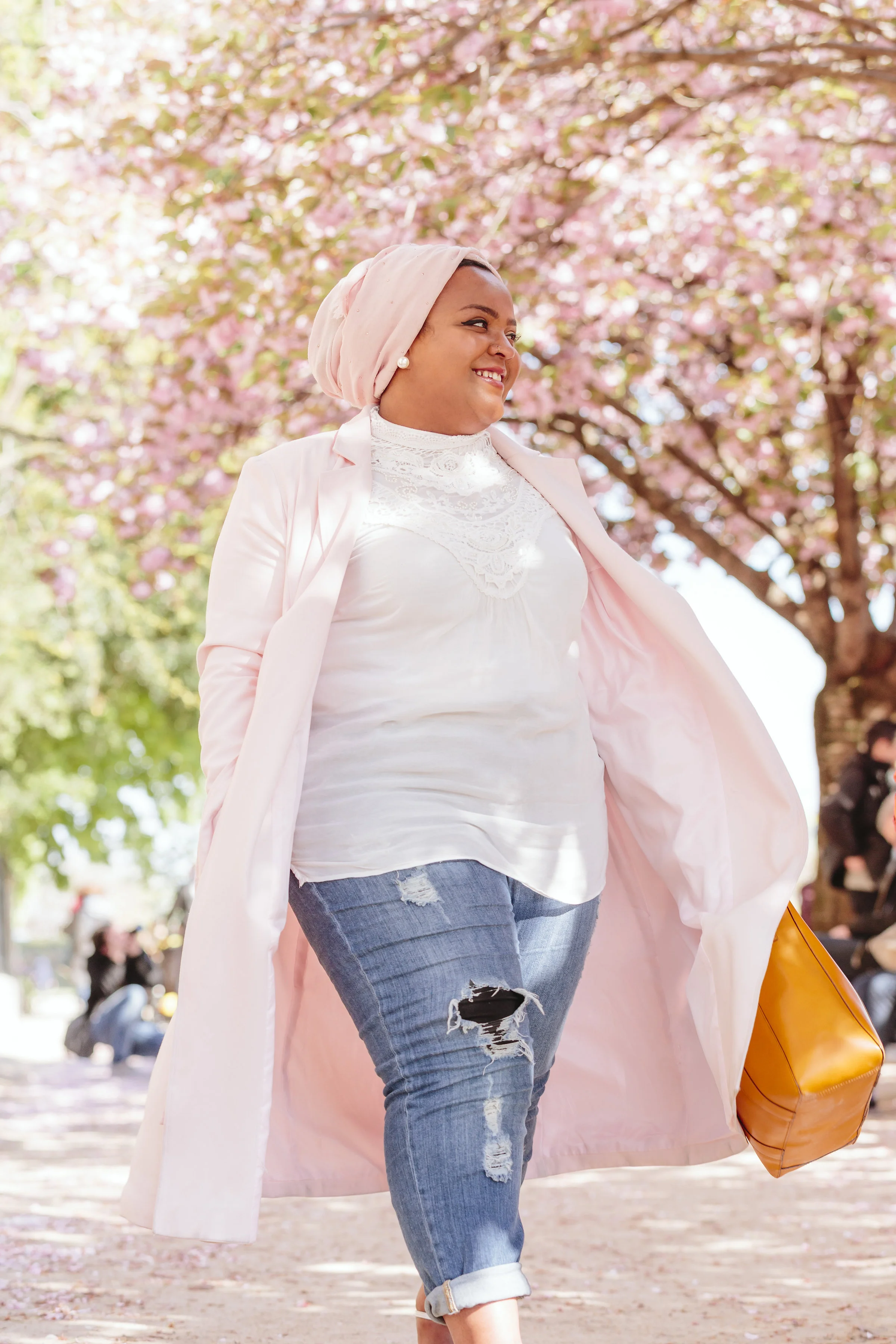 Pink Paster Trench: SimpyBe, White top with lace deatiail: New Look, Ripped jeans: SimplyBe