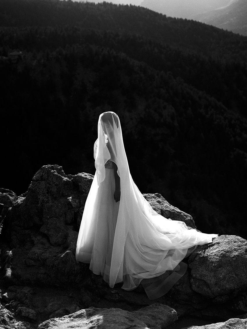 Colorado Elven Cosplay Bridal Portraits Mountain Wedding Photographer_42.jpg