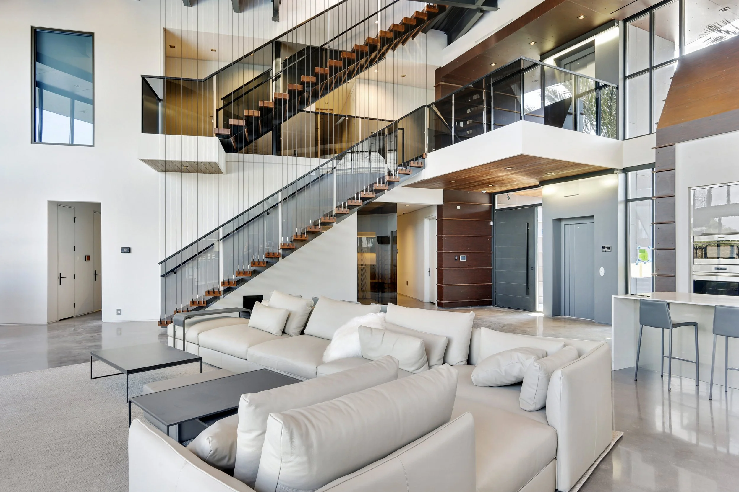 M2 Studio