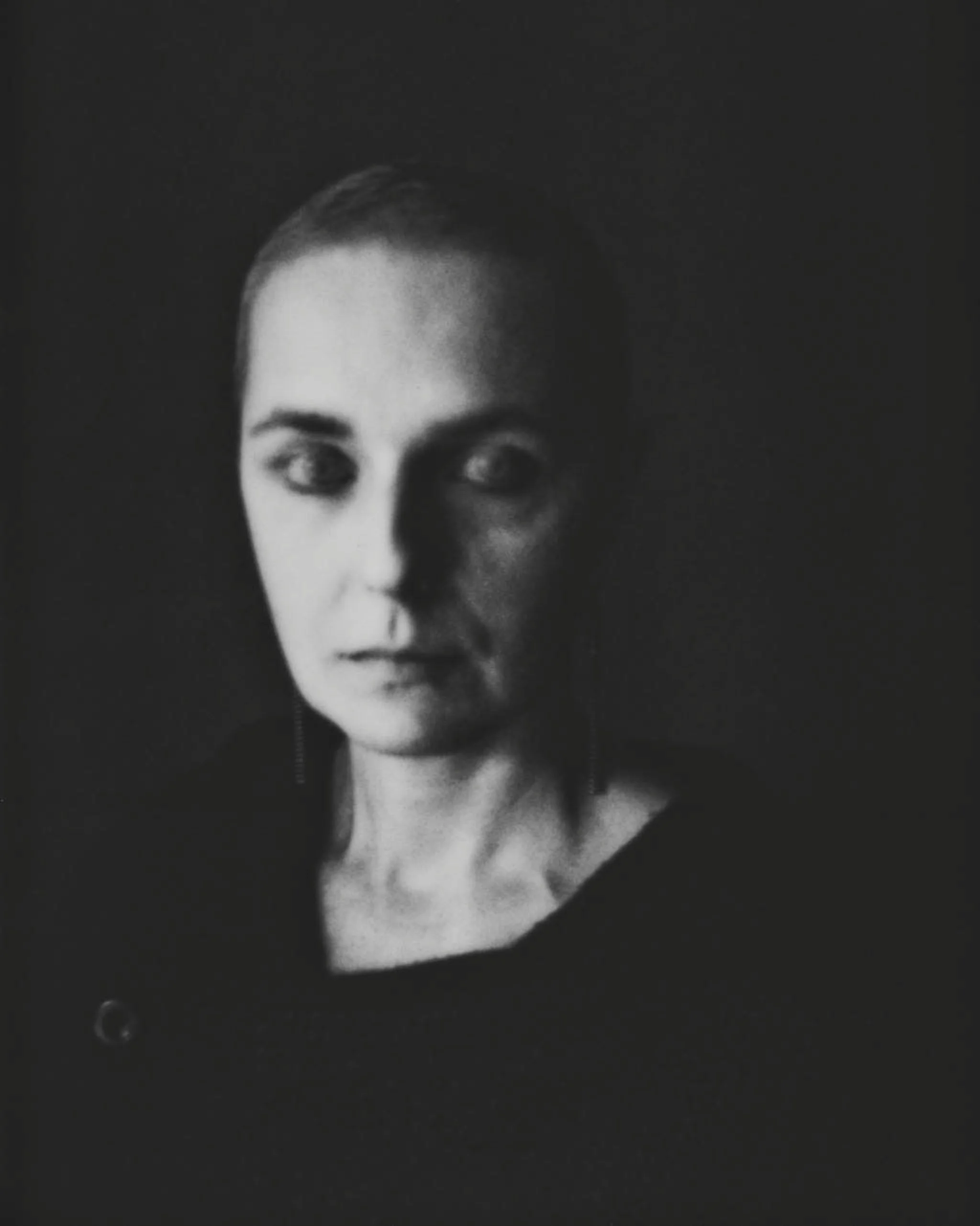 HUECKEL MAGDA ARTIST