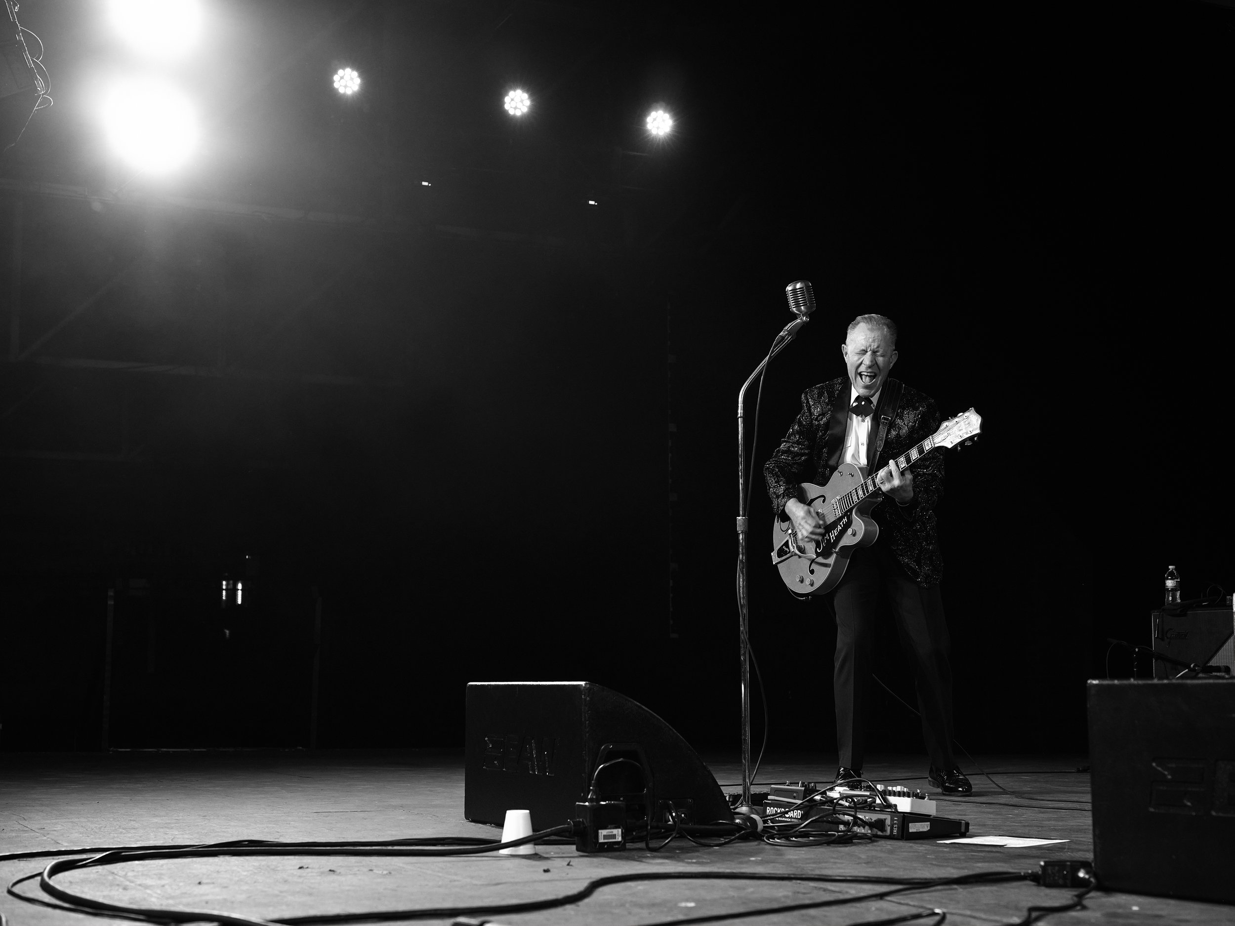 DSCF0257 copy bw web.jpg