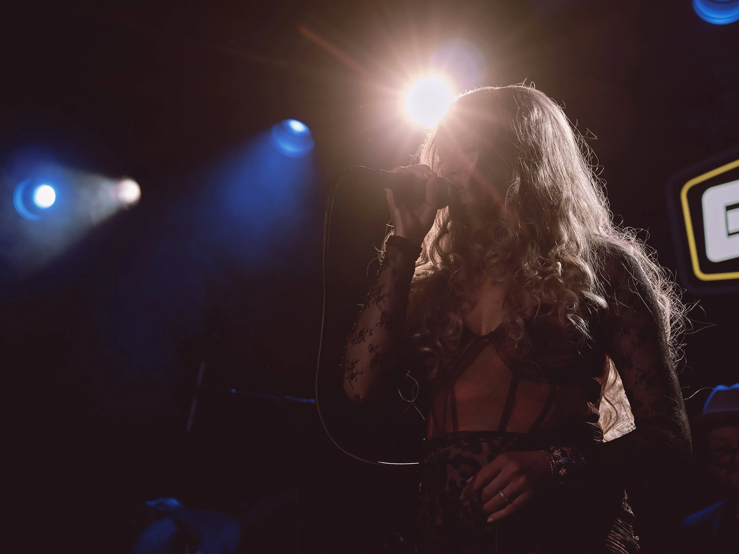 DSCF4389 copy web.jpg