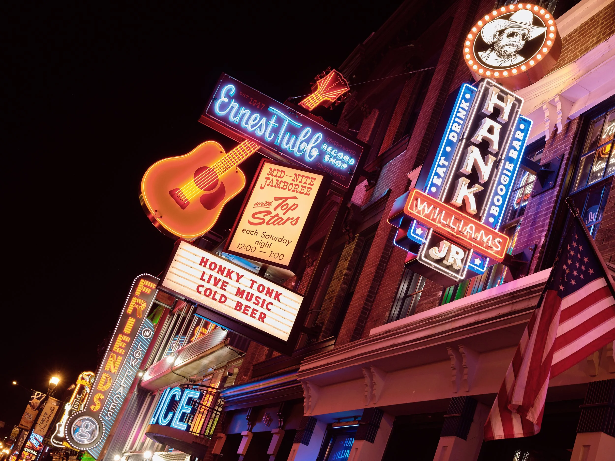 DSCF6392 copy web.jpg