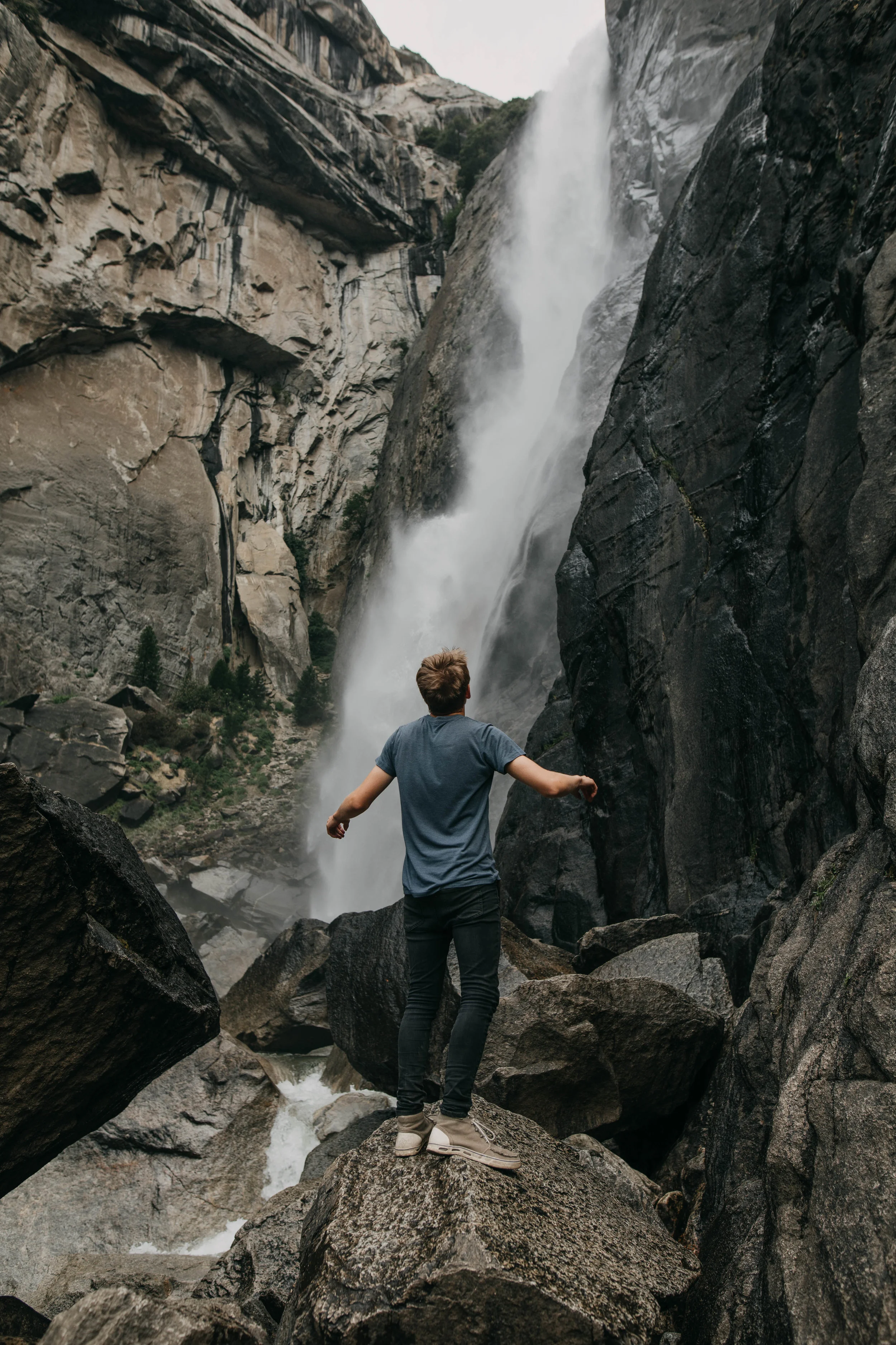 The tallest waterfall in North America, Yosemite Falls