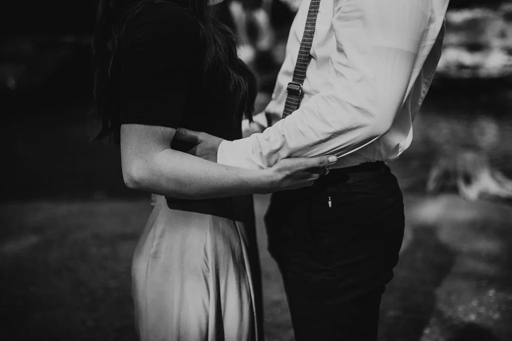 Hocking Hills, Ohio Engagement Photos