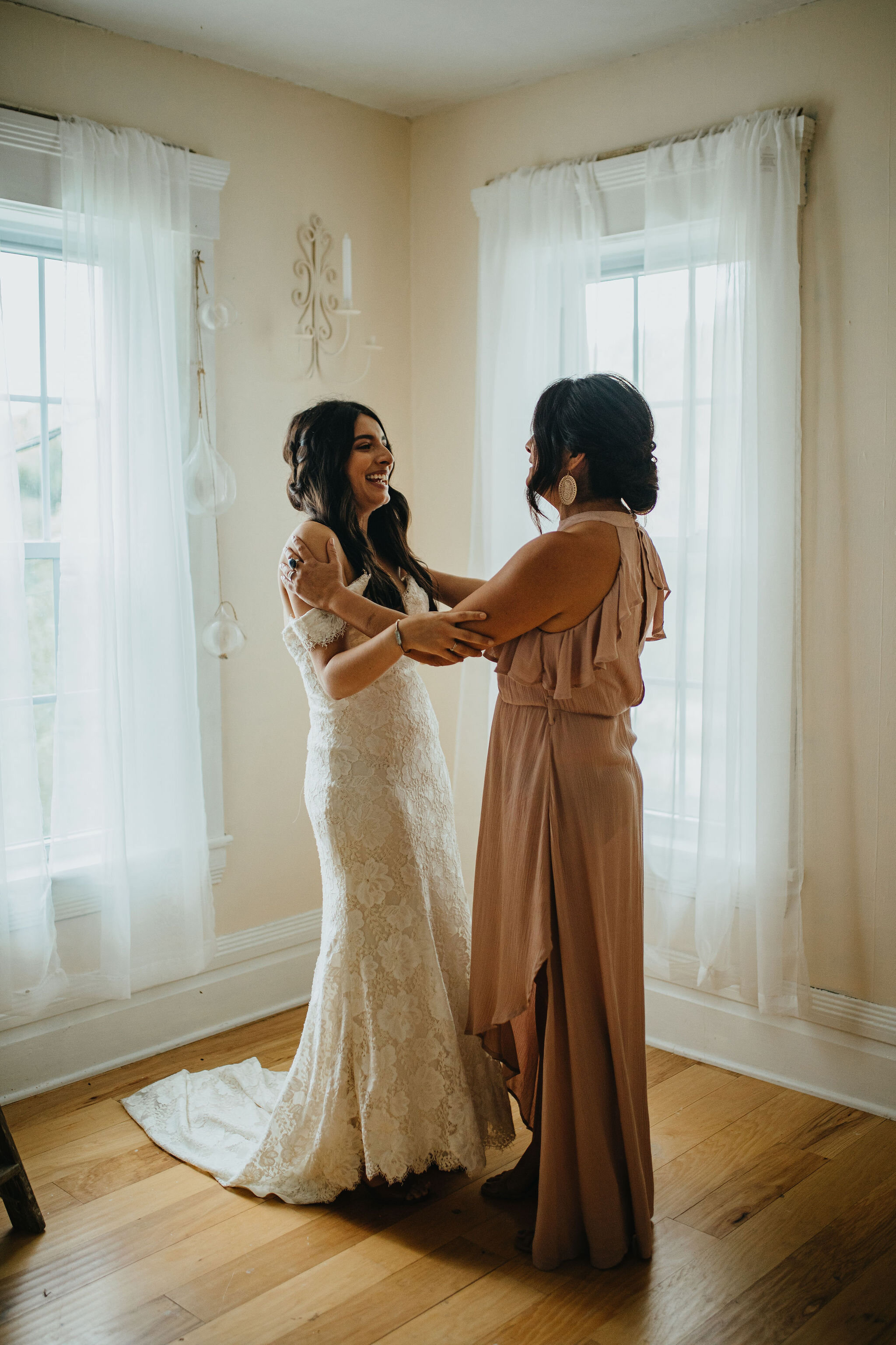 Akron, Ohio Wedding Photo/Video Team Christina &amp; Jeremiah