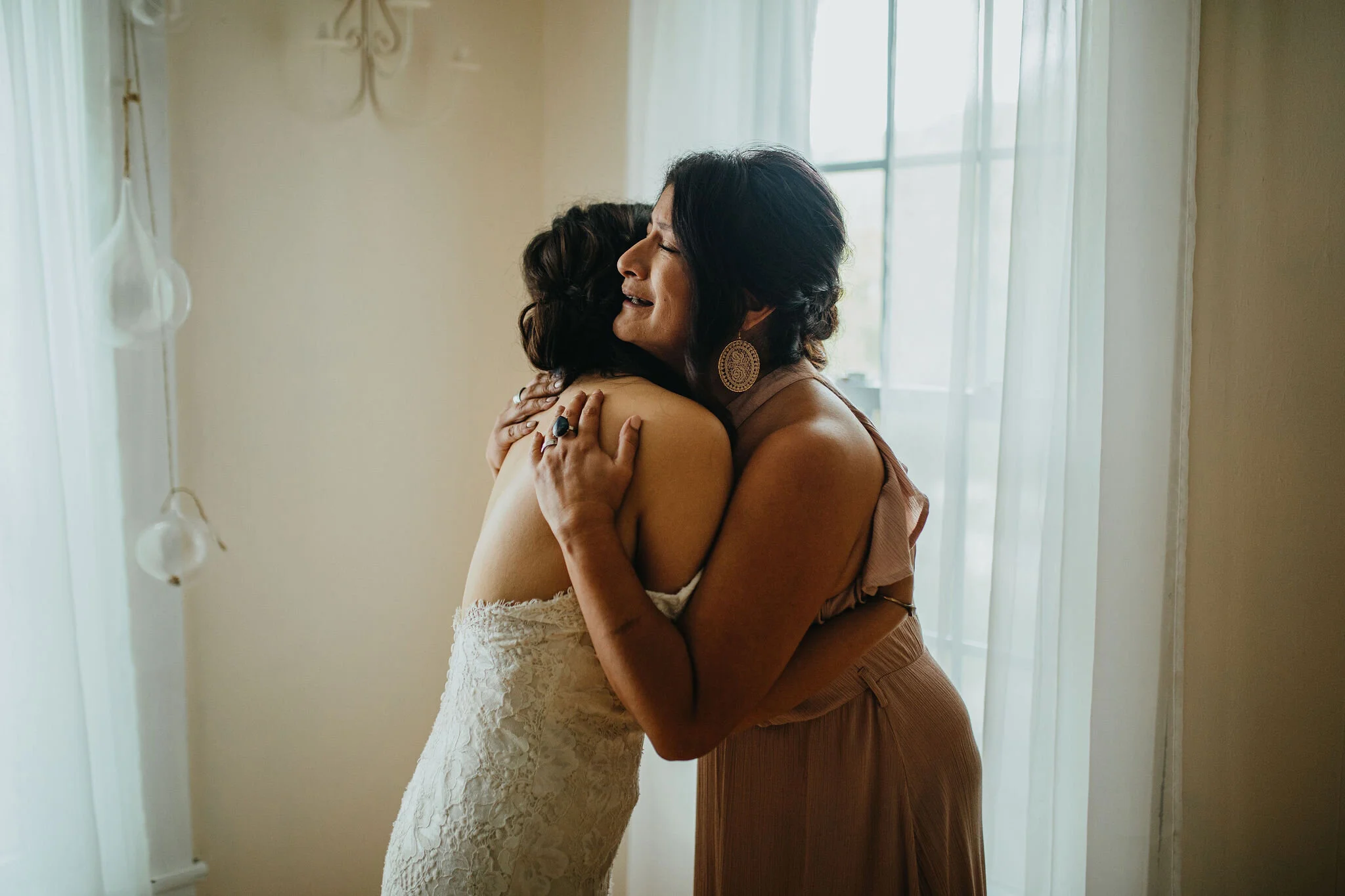 Akron, Ohio Wedding Photo/Video Team Christina &amp; Jeremiah