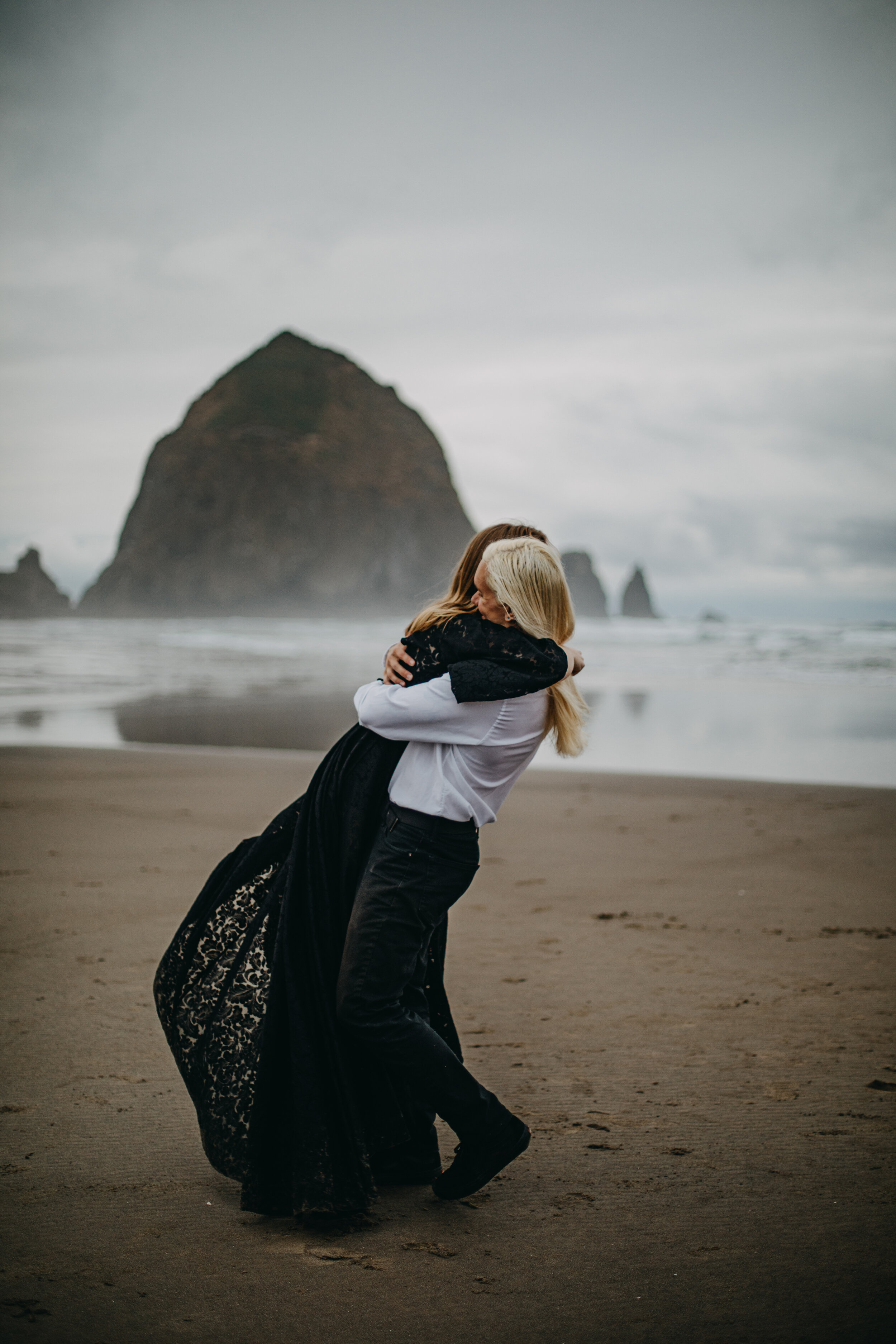 Moody Beach Styled Elopement at Cannon Beach, Oregon USA