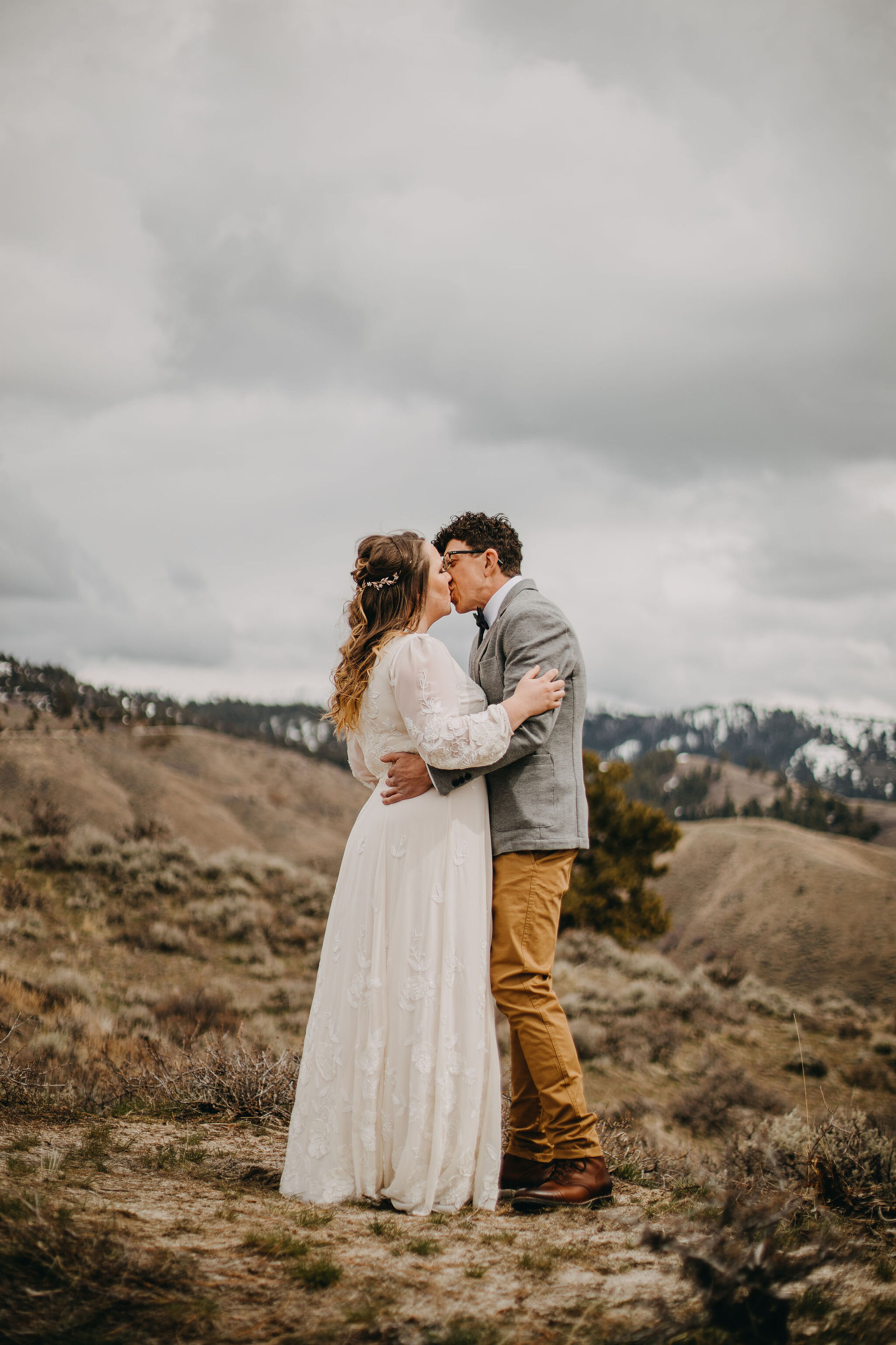 Mountainous Intimate Boise Elopement | Idaho Wedding and Elopement Photo/Video Team