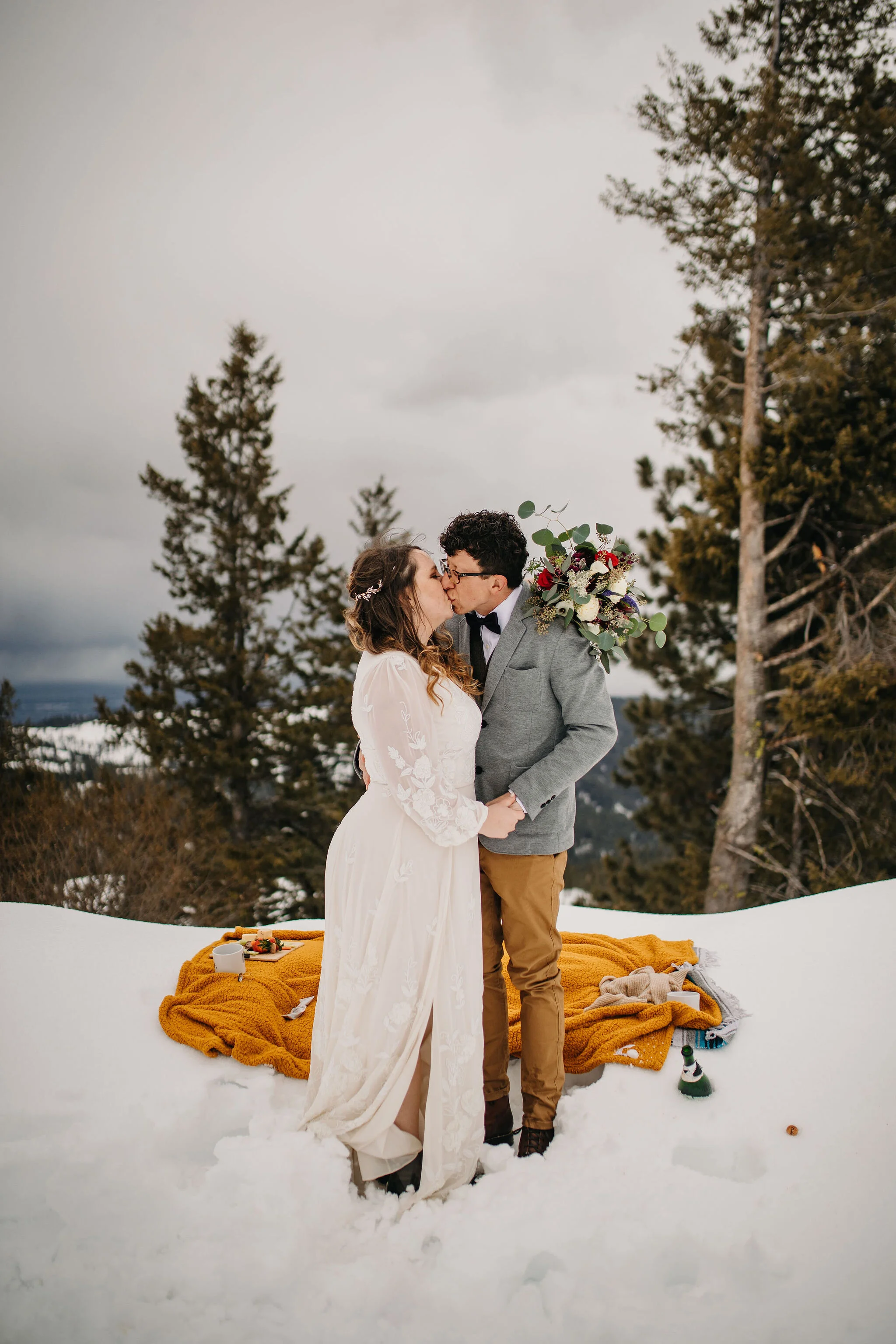 Mountainous Intimate Boise Elopement | Idaho Wedding and Elopement Photo/Video Team