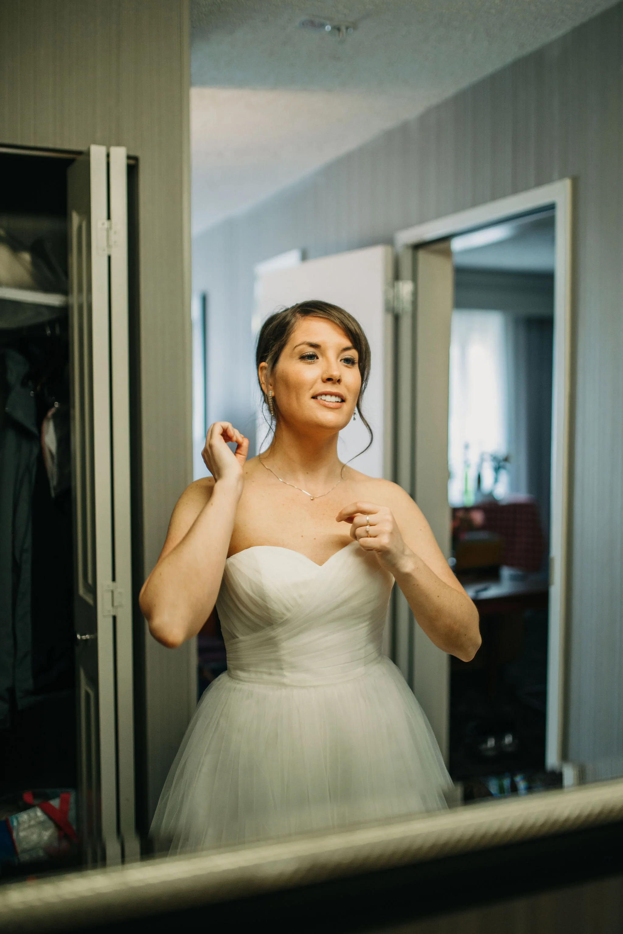 Bride Getting Ready Photos