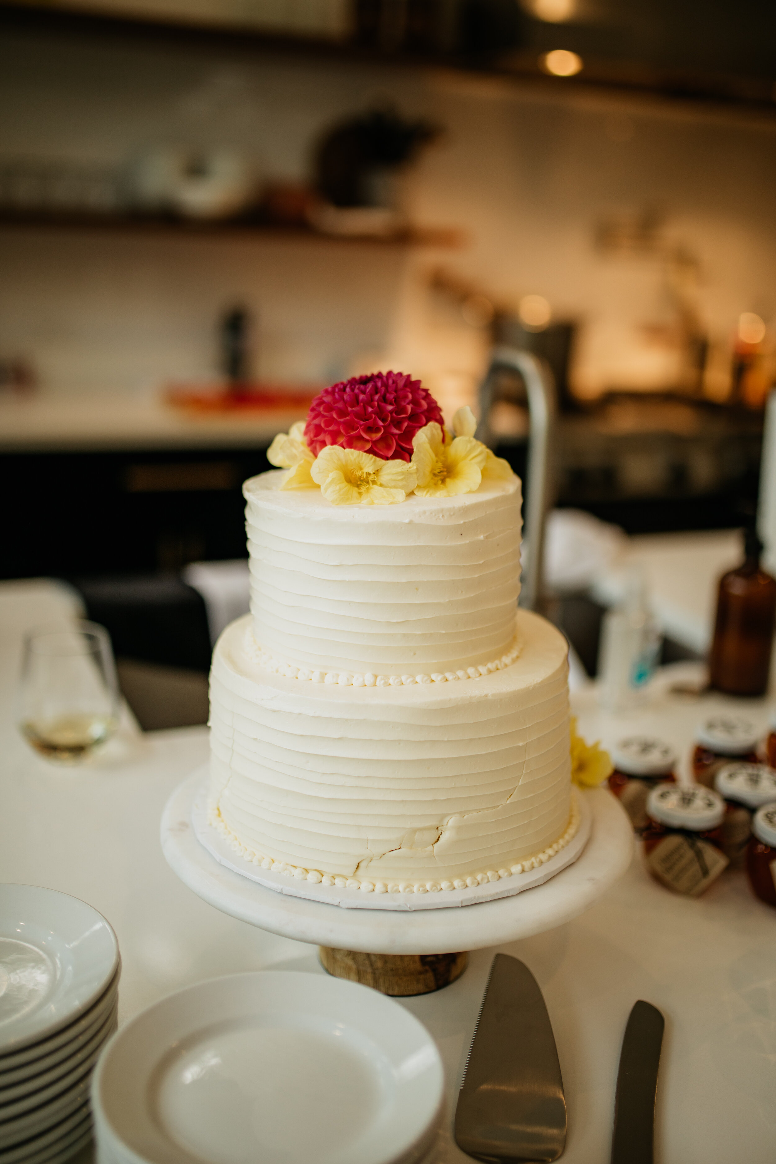 Airbnb Wedding Cake