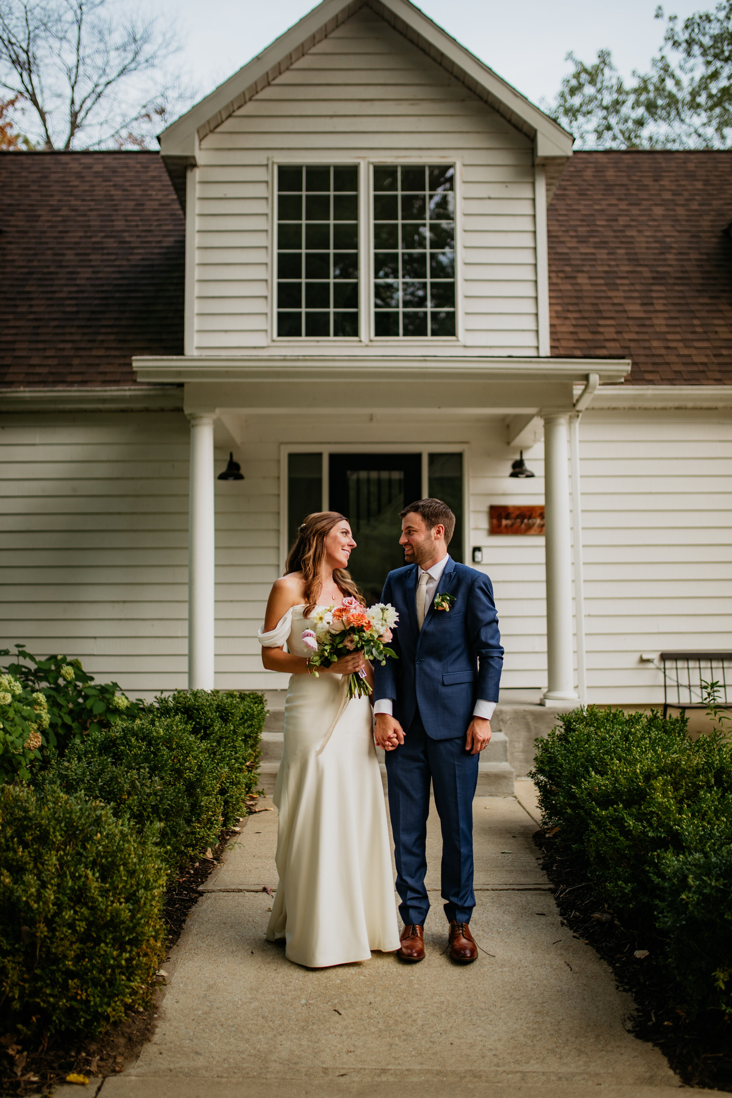 Michigan Airbnb Wedding Photos