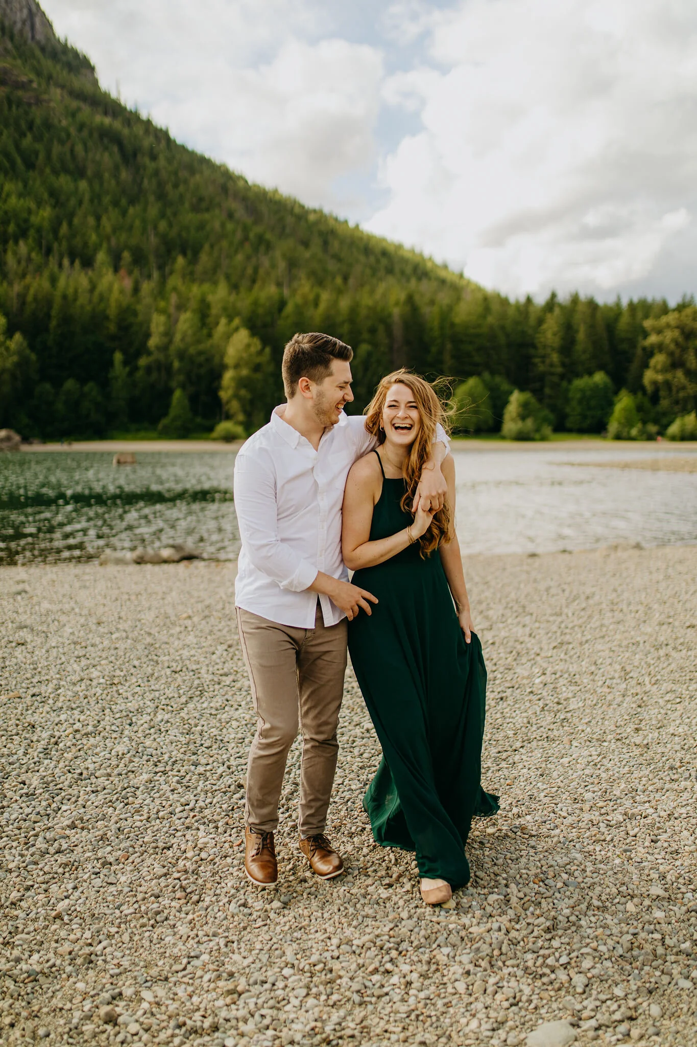 Rattlesnake Ridge Engagement Photos