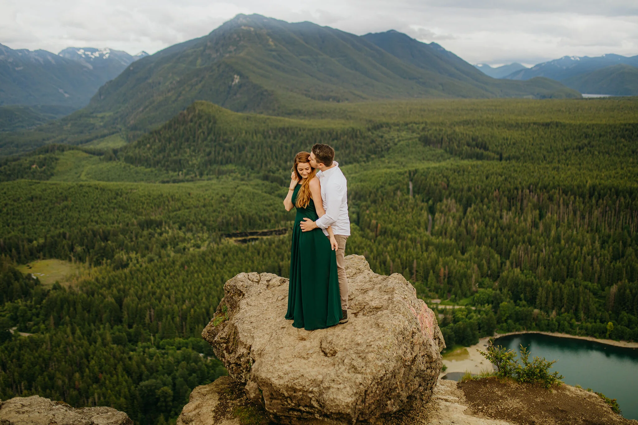 Rattlesnake Ridge Engagement Photos