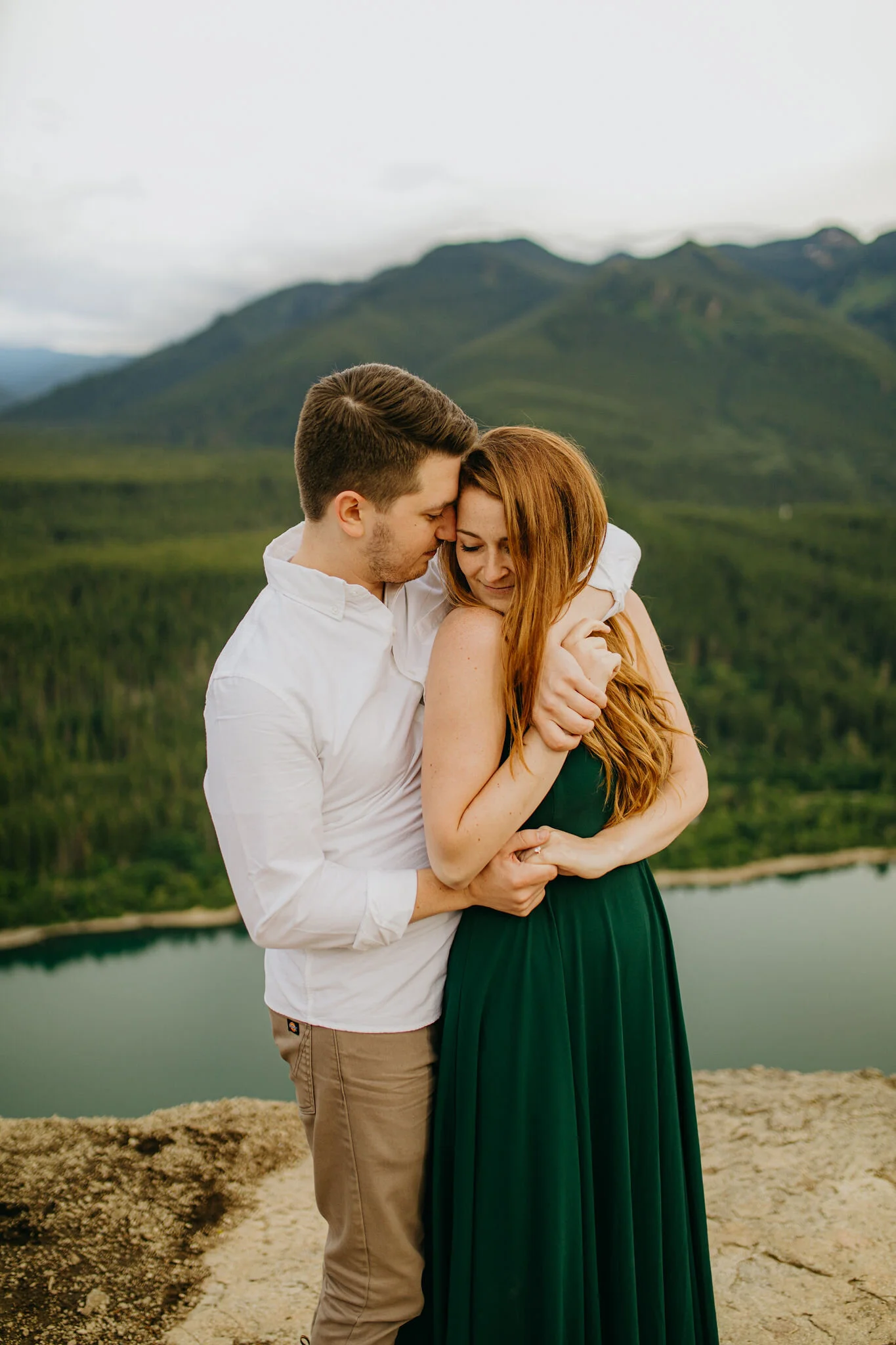 Rattlesnake Ridge Engagement Photos