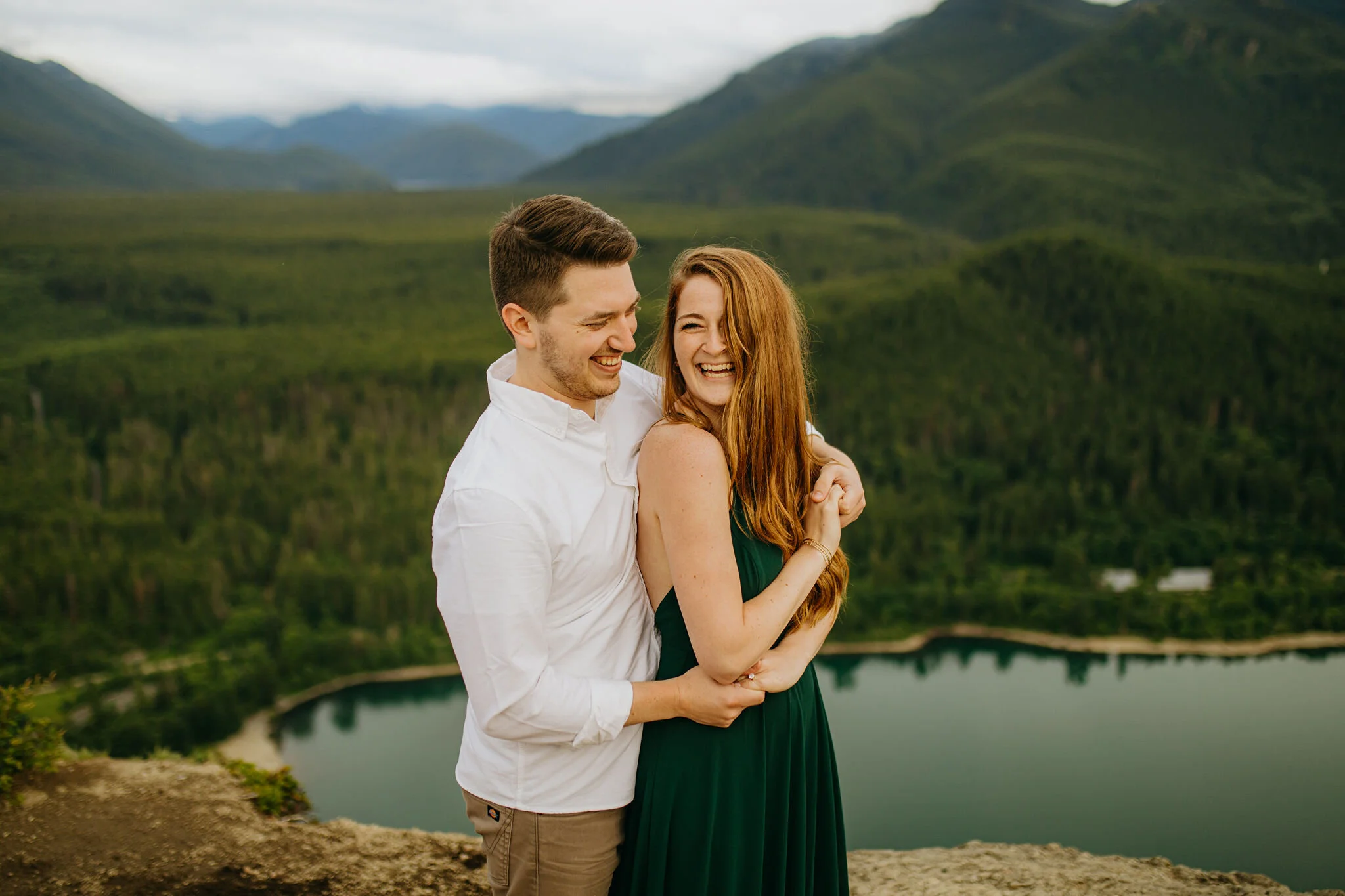 Rattlesnake Ridge Engagement Photos