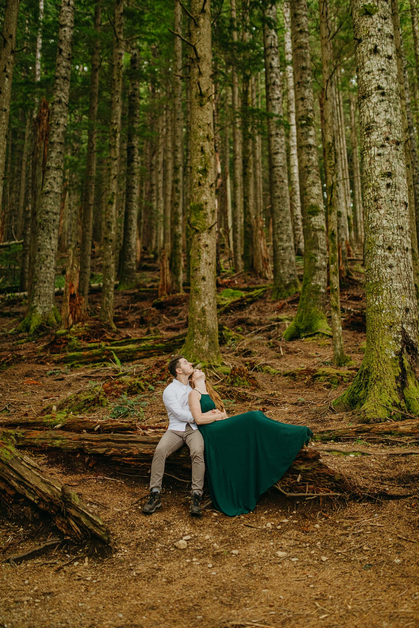 Rattlesnake Ridge Engagement Photos