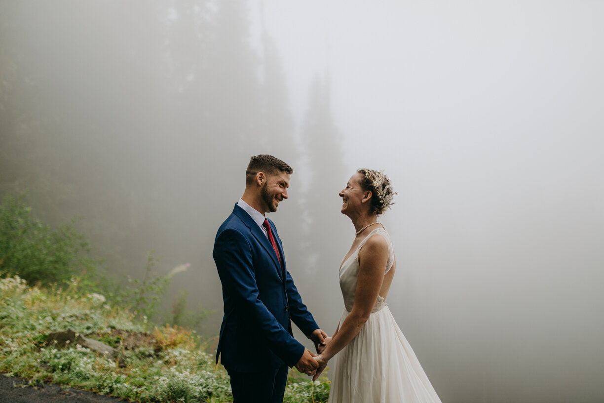 Pacific Northwest Elopement Photos