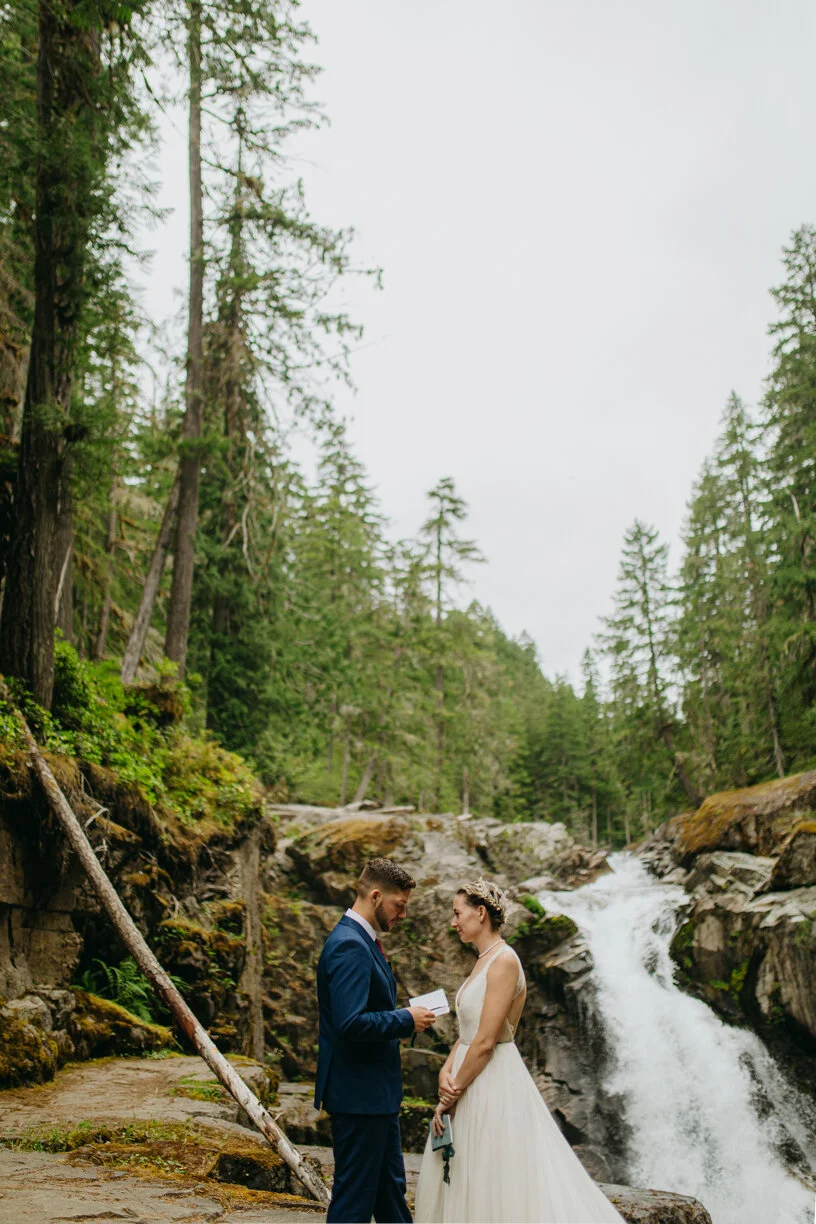 Pacific Northwest Elopement Photos